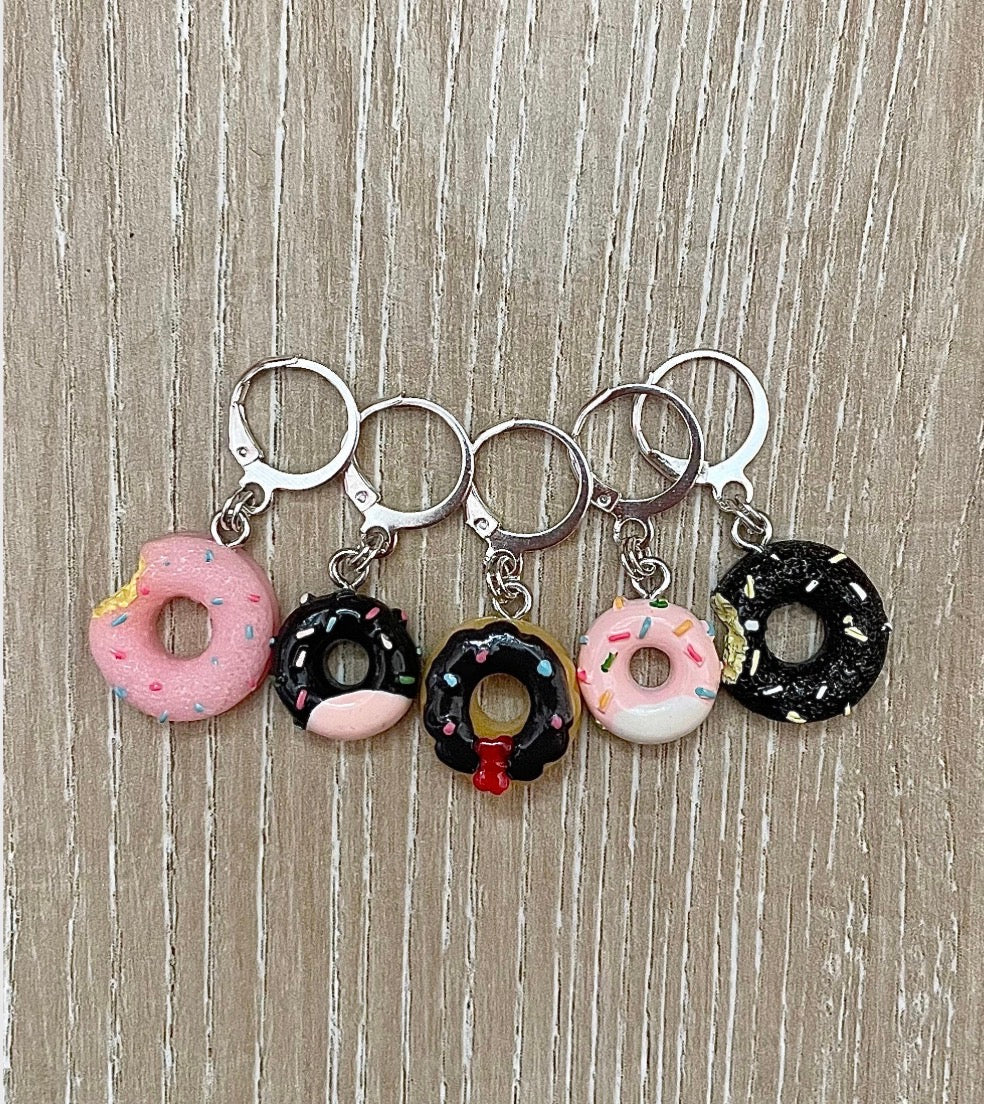 Stitch markers