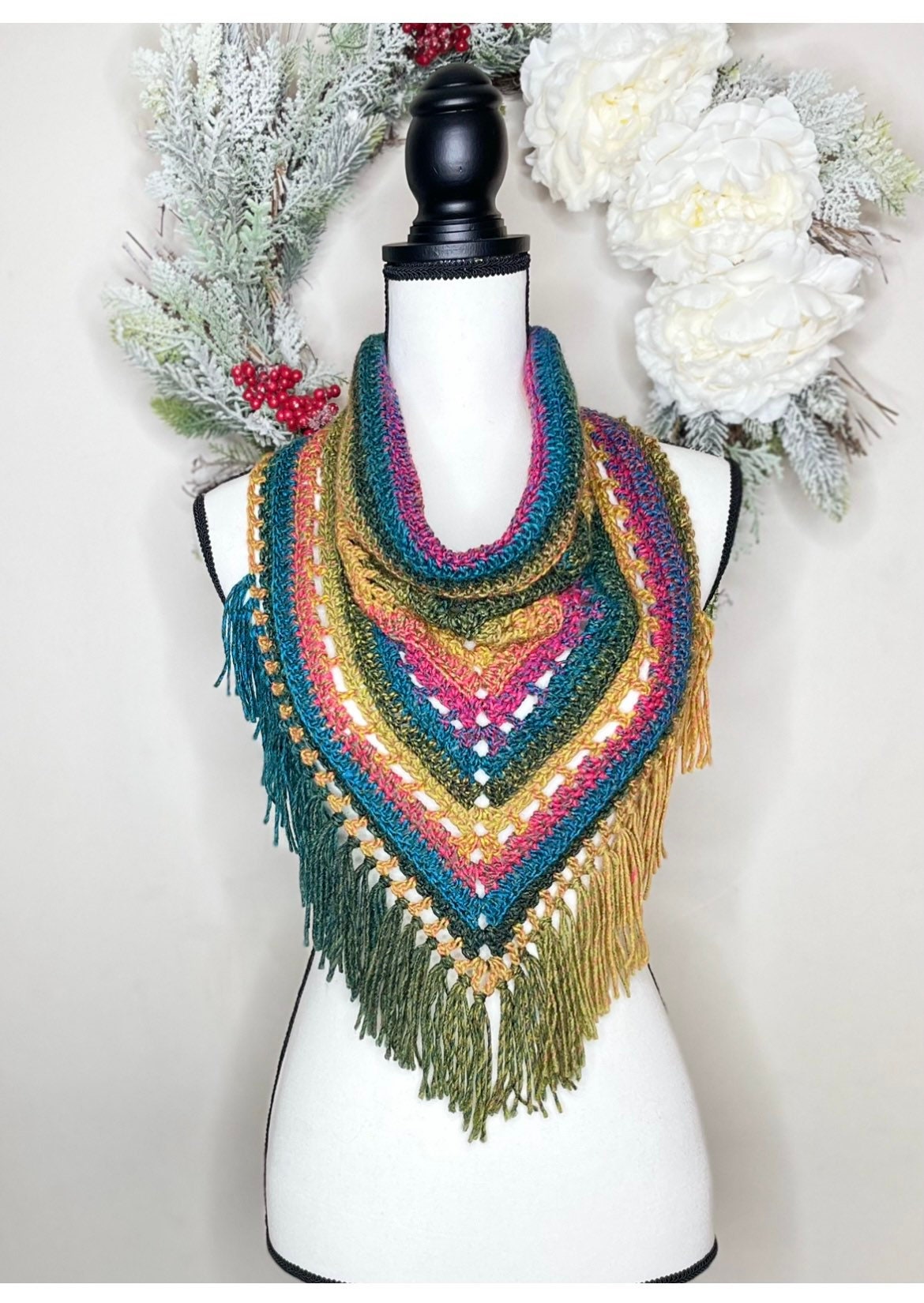 Triangle cowl