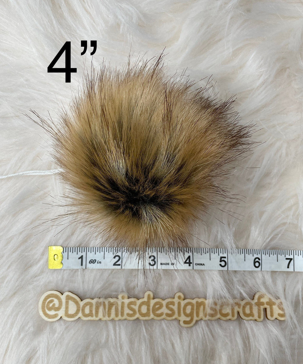 Canadian fox Faux fur Pom Pom