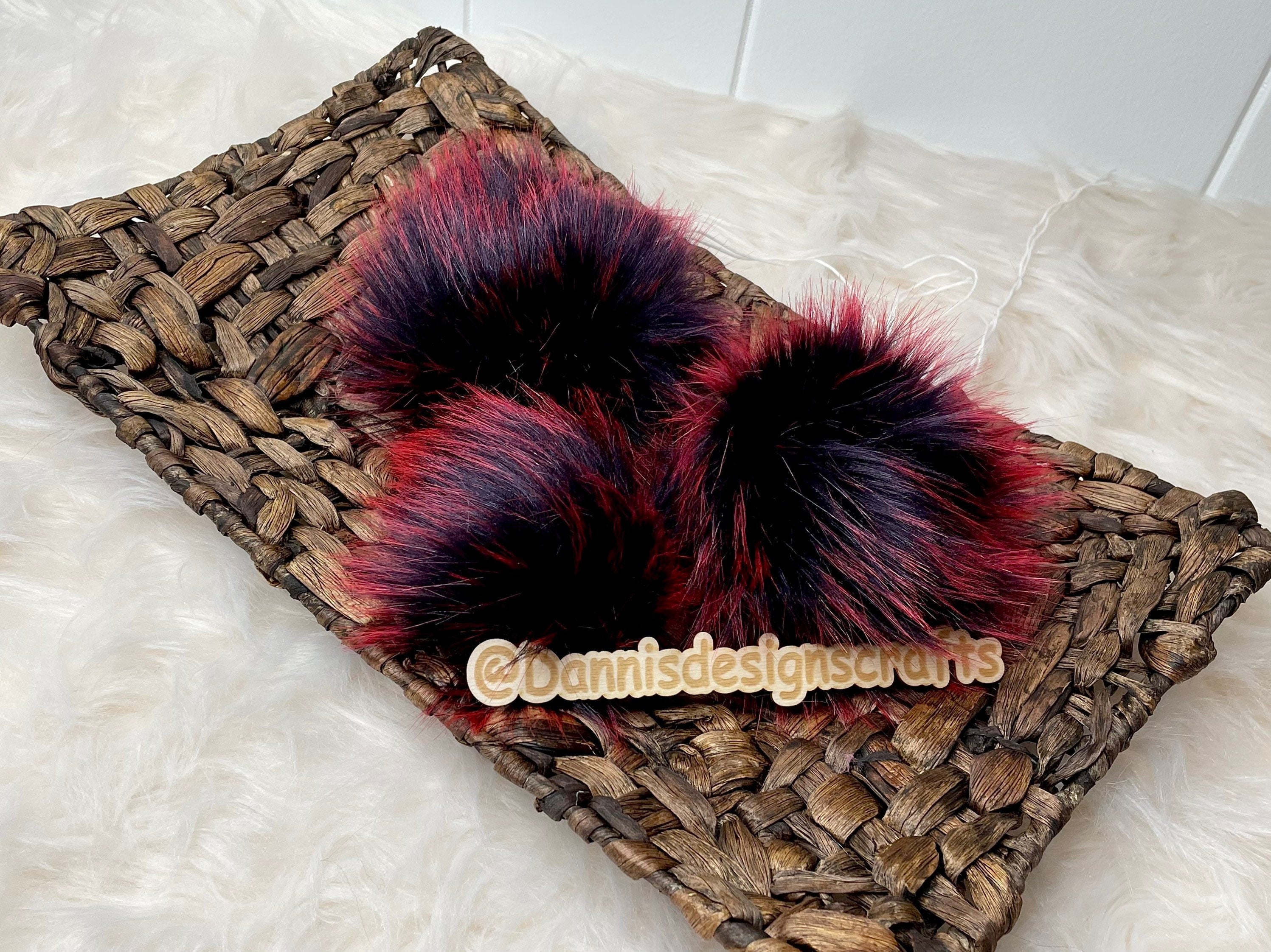 Candy spikes faux fur Pom Pom