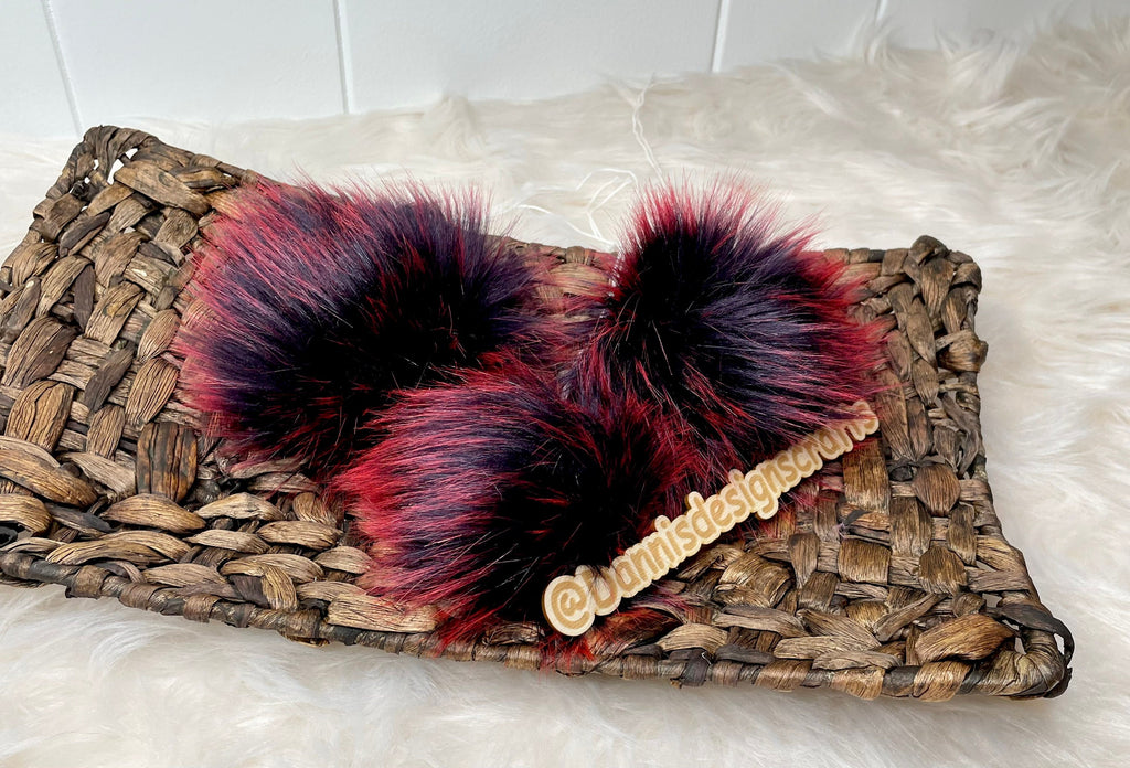 Candy spikes faux fur Pom Pom
