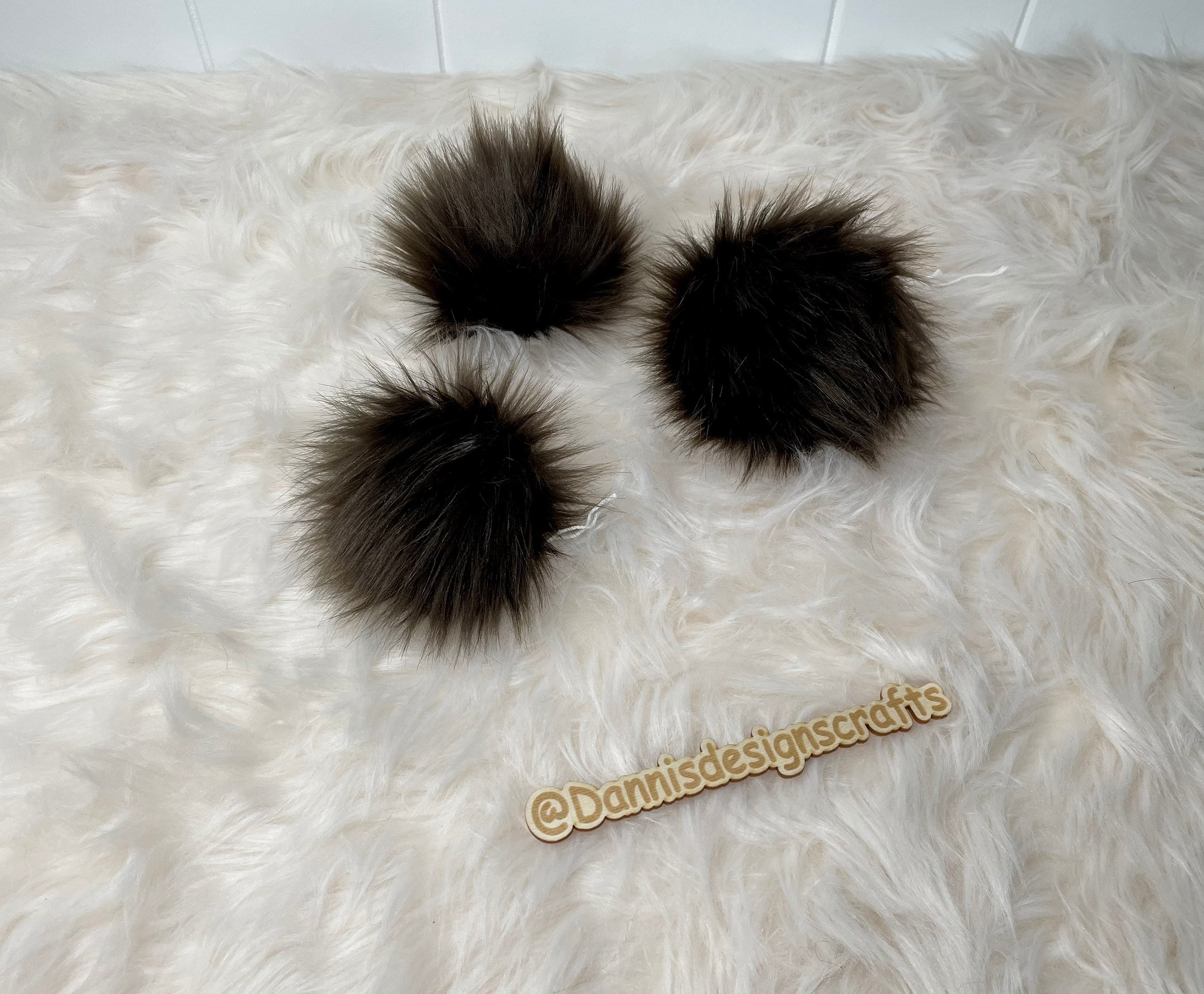 Brown bear Faux fur Pom Pom
