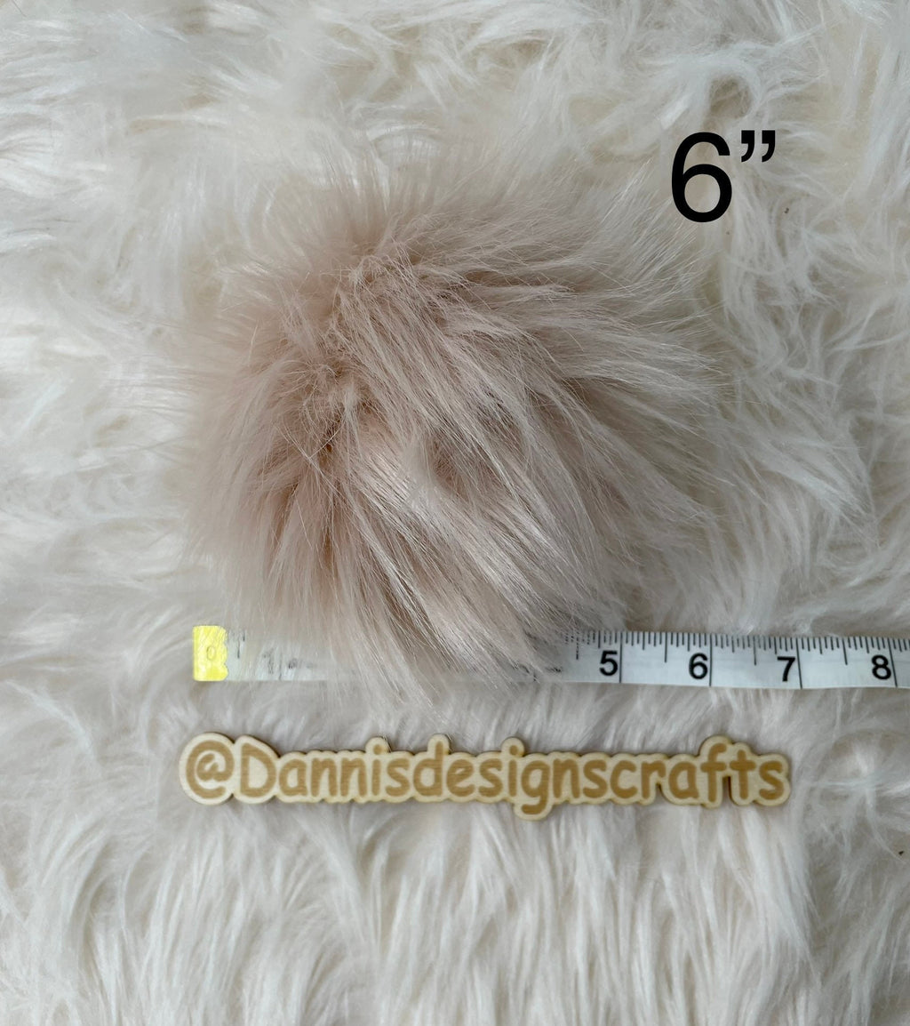 Blushing Faux fur Pom Pom