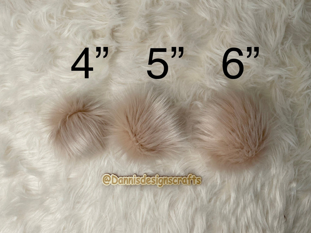 Blushing Faux fur Pom Pom