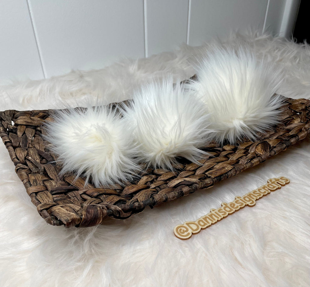 Ivory Faux fur Pom Pom