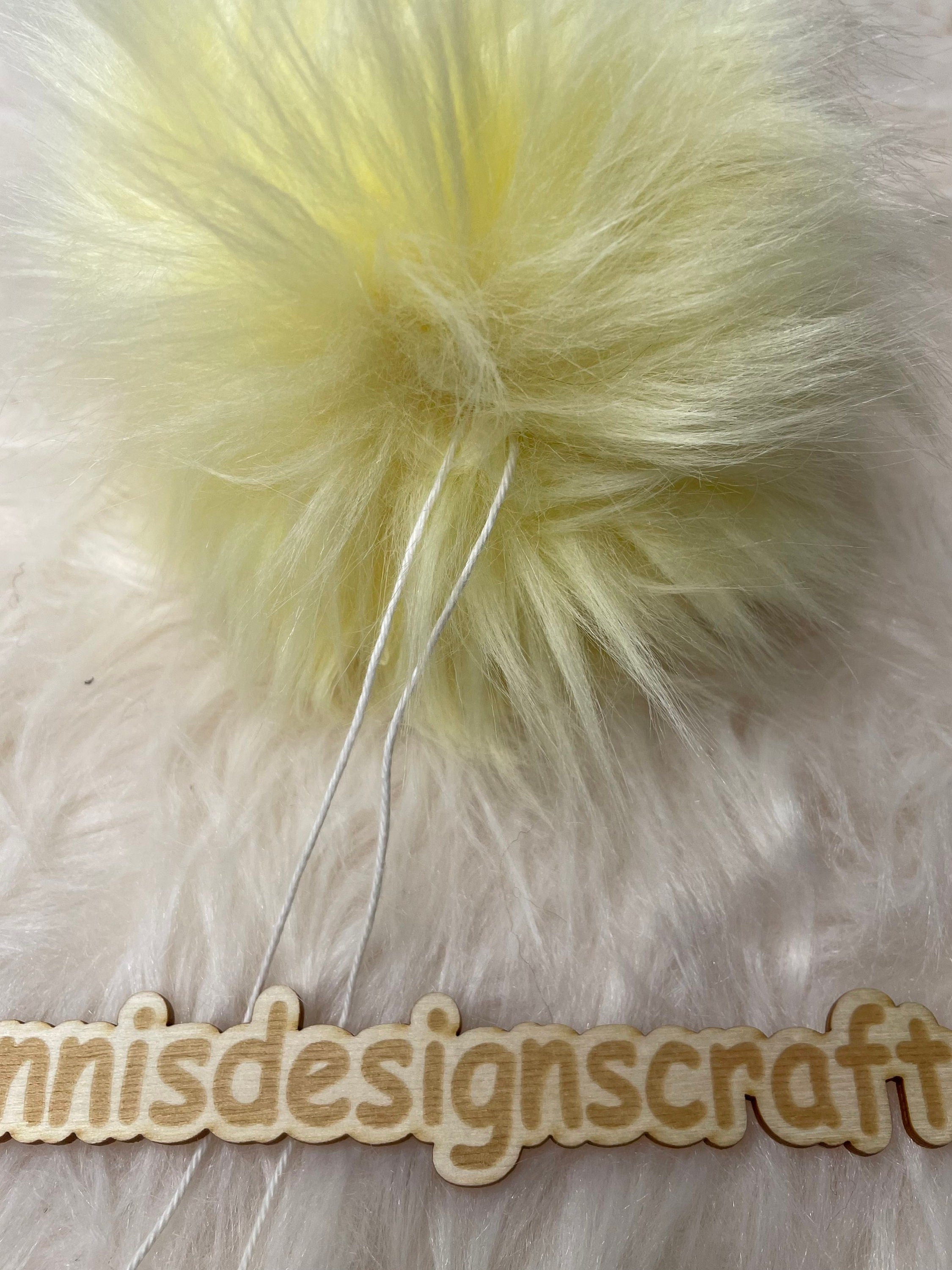 Sunshine Faux fur Pom Pom