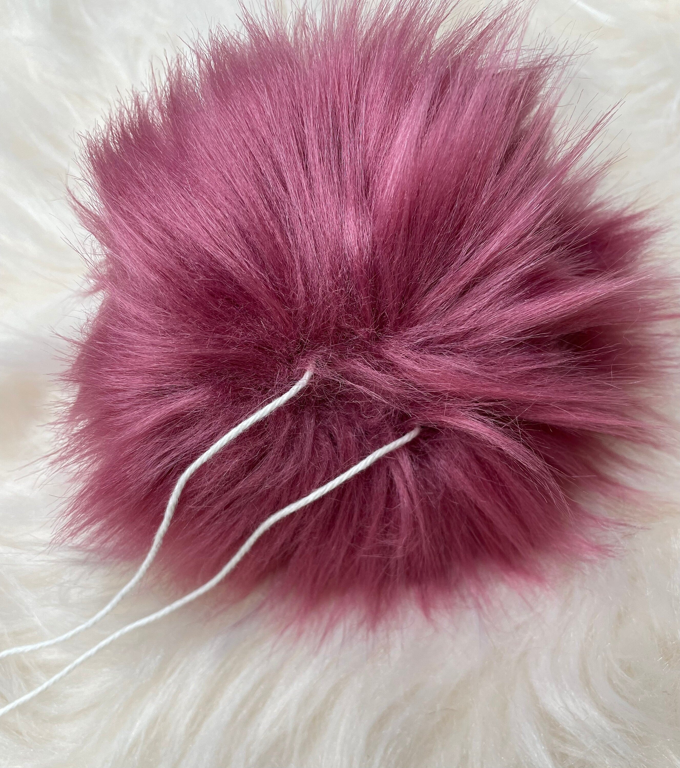 Rose Faux fur Pom Pom