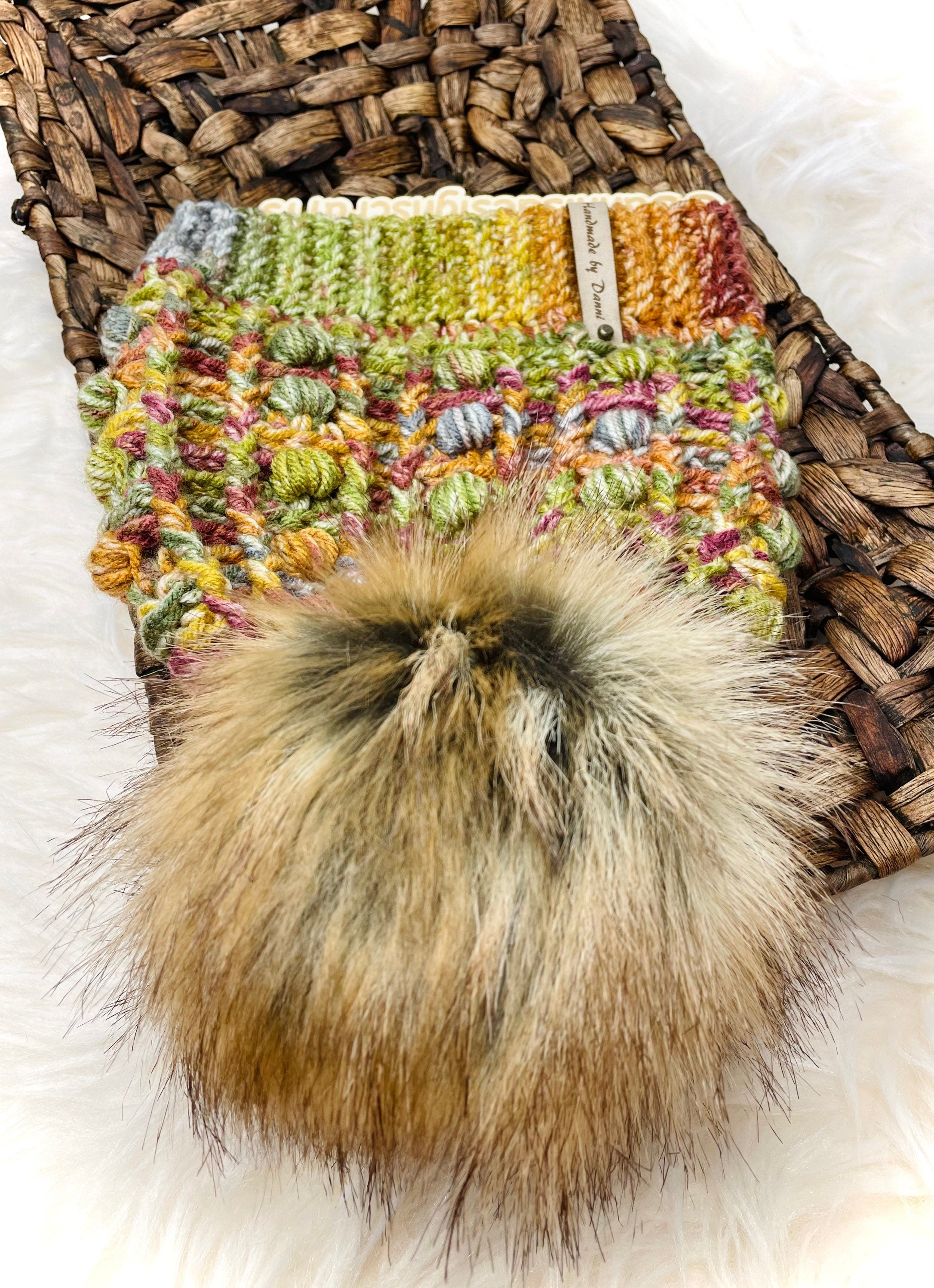 Canadian fox Faux fur Pom Pom