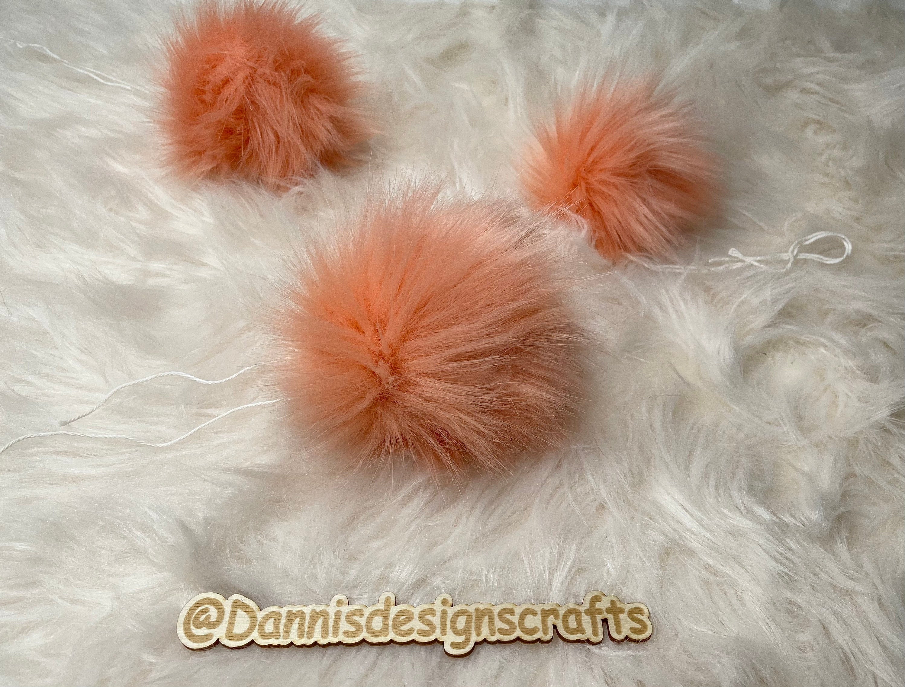 Mango faux fur pom pom