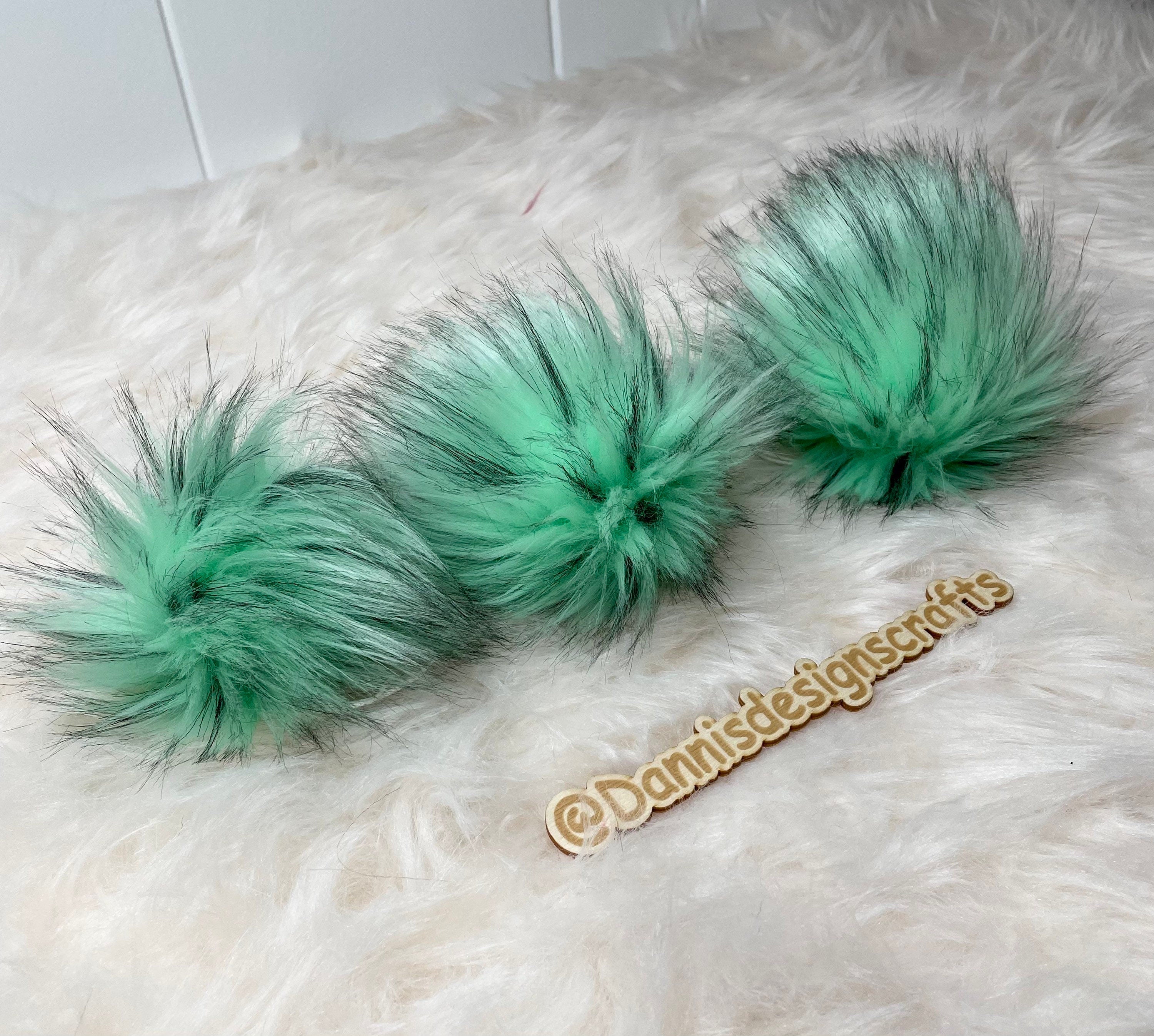 Mint husky Faux fur Pom Pom