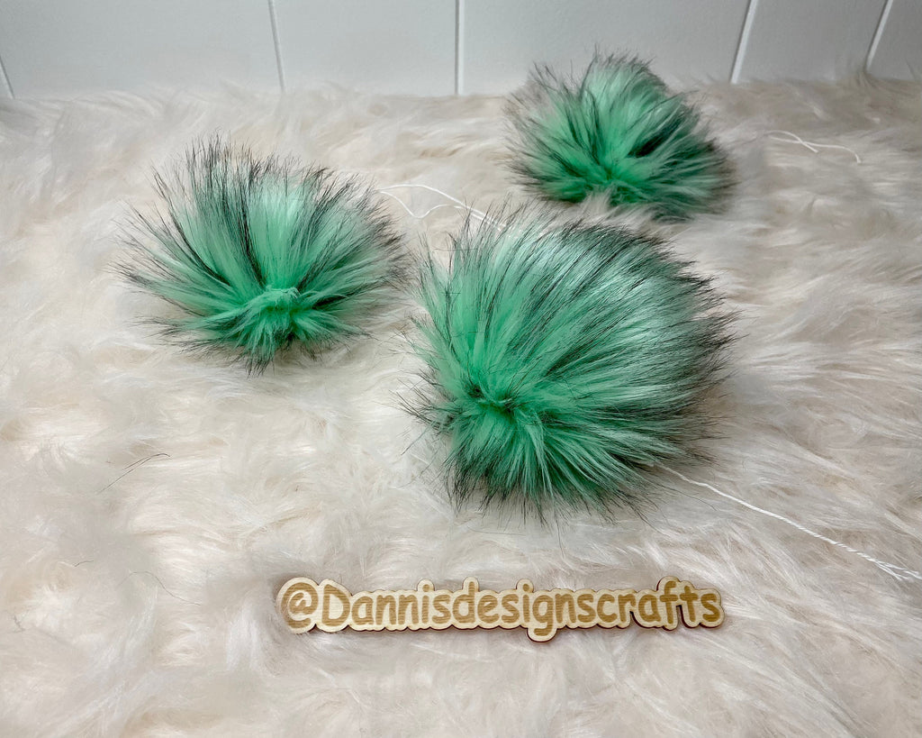 Mint husky Faux fur Pom Pom