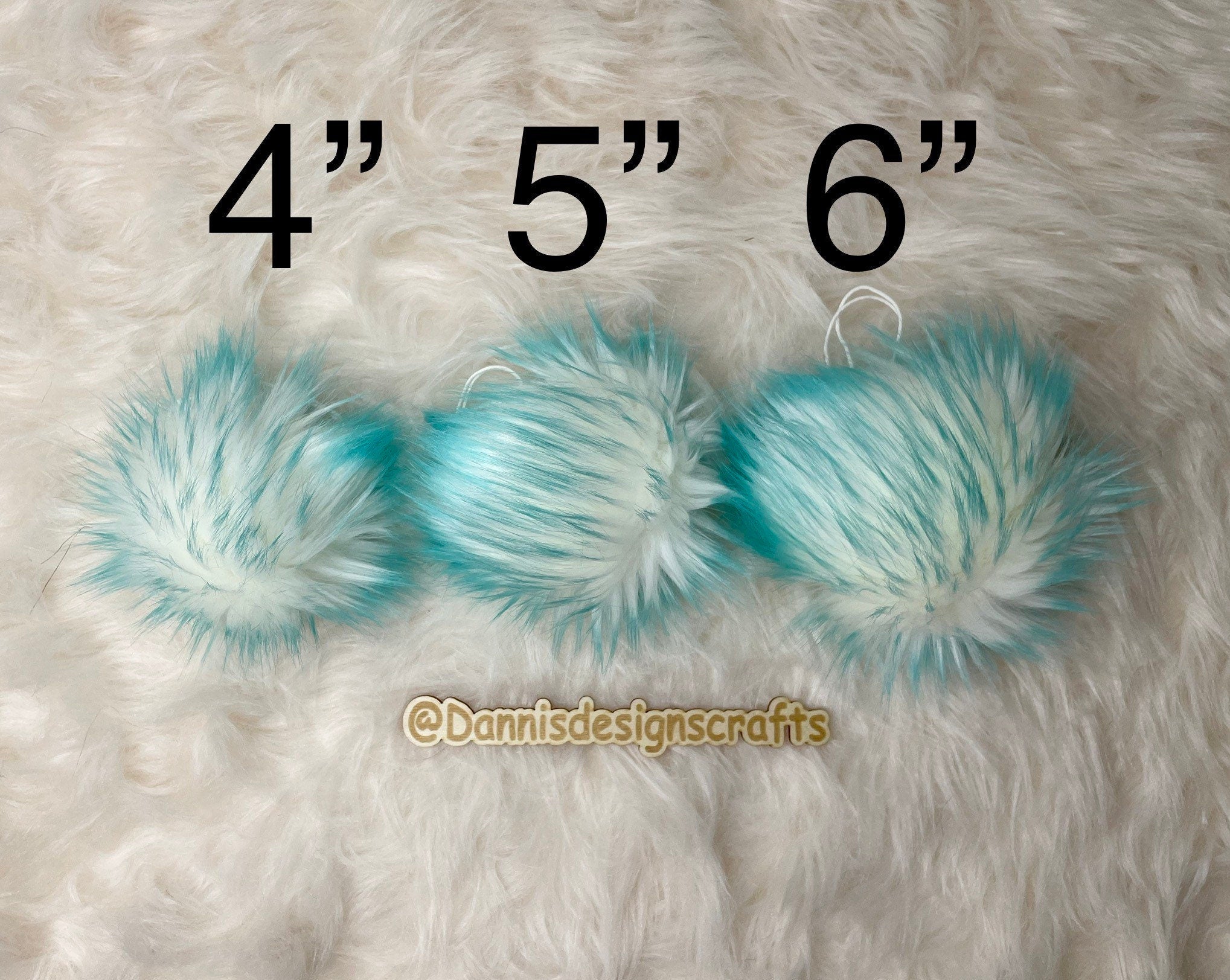 Aqua Faux fur Pom Pom