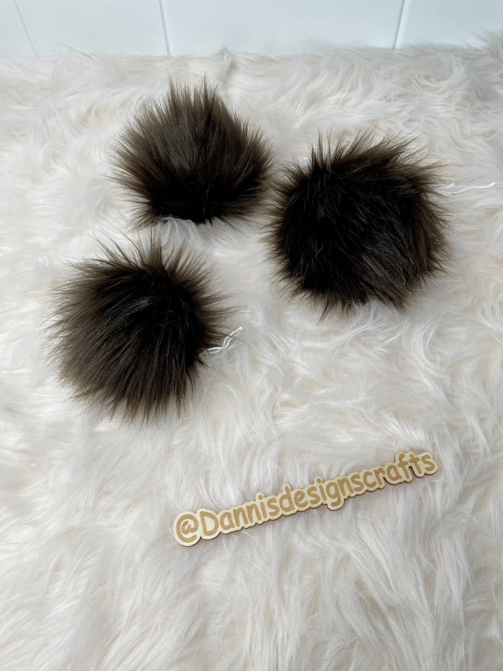 Brown bear Faux fur Pom Pom