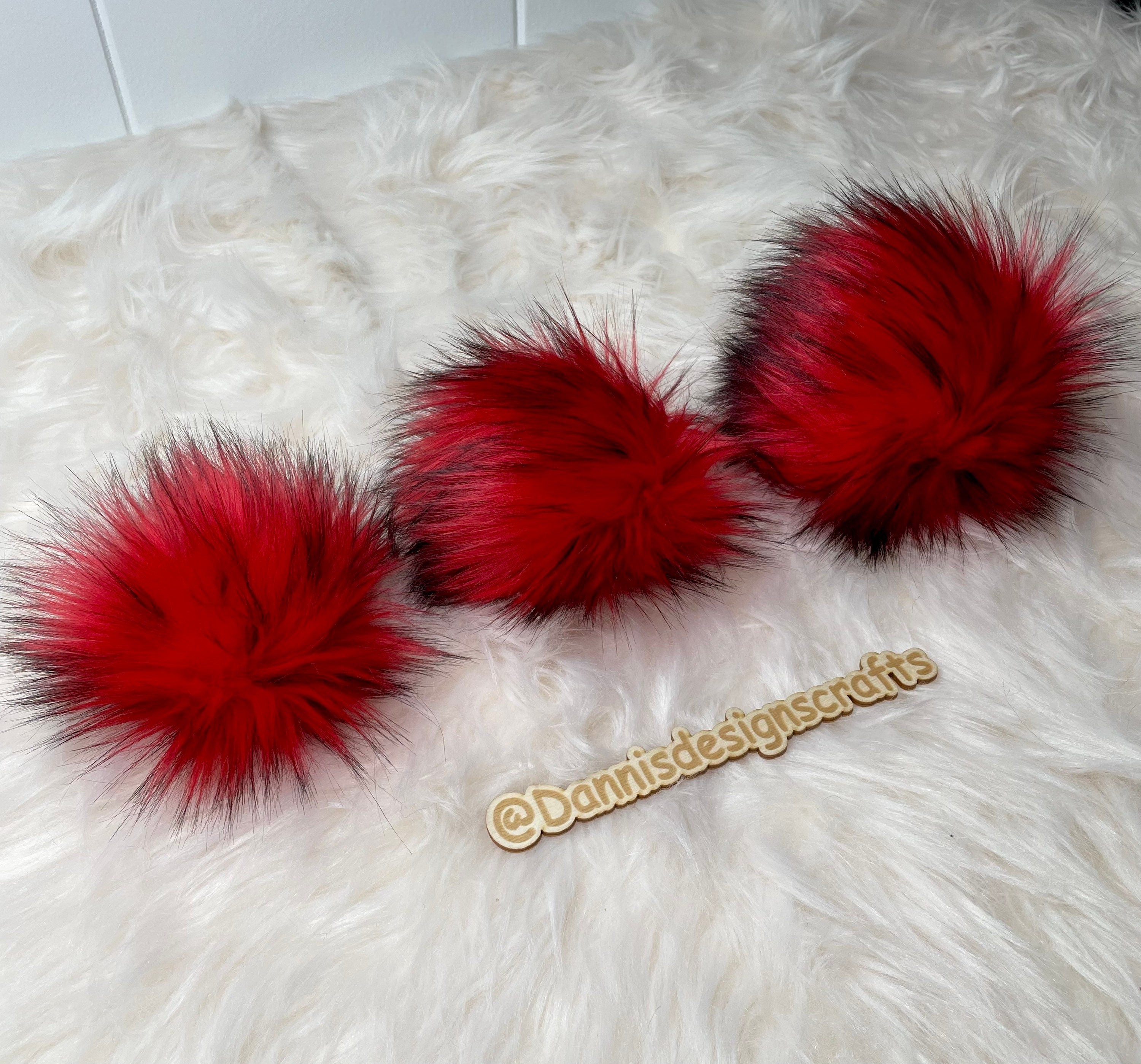 Red husky Faux fur Pom Pom