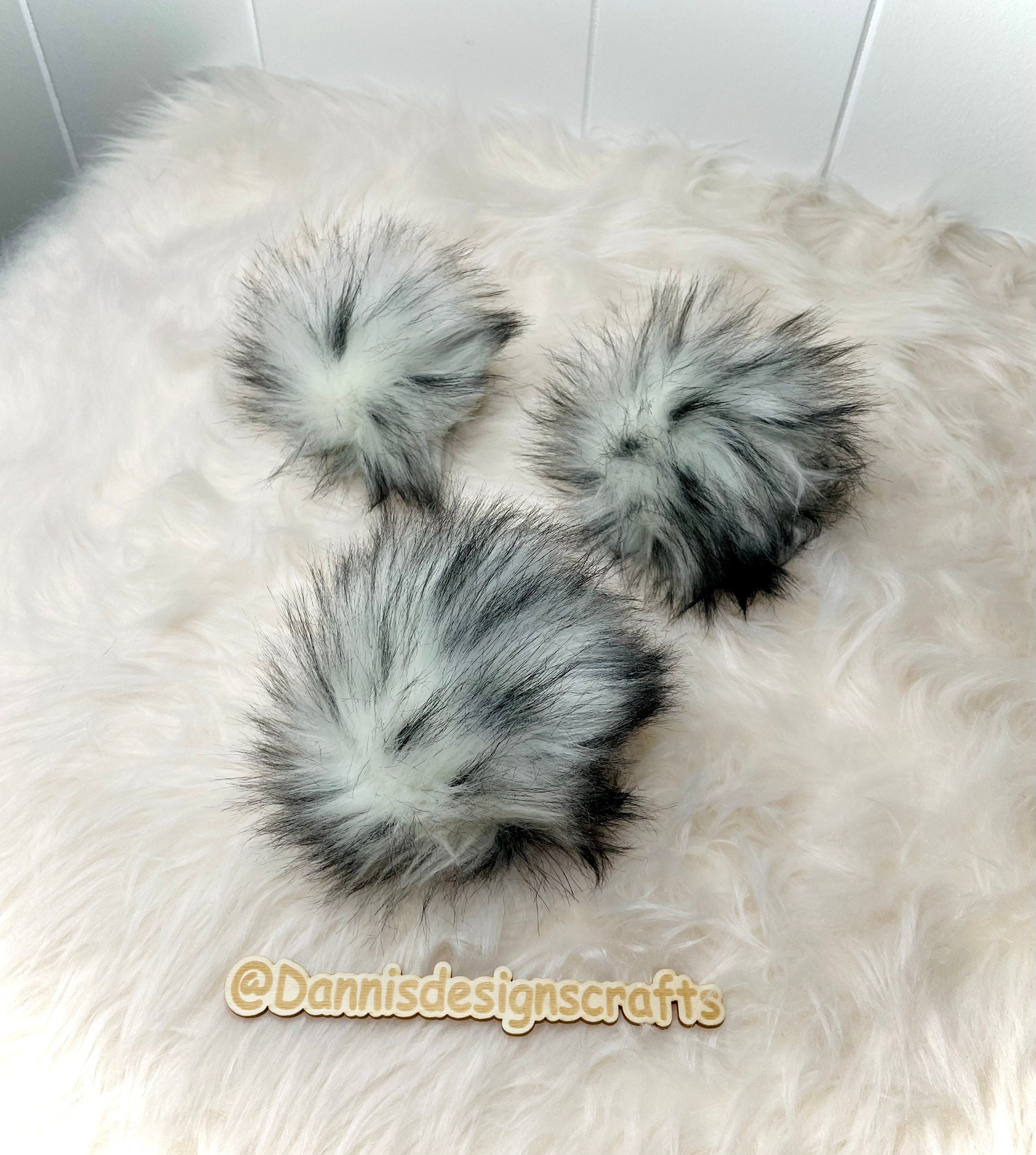 White husky Faux fur Pom Pom