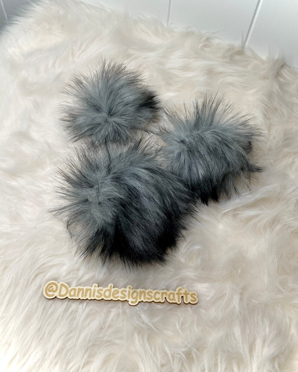 Gray husky faux fur Pom Pom