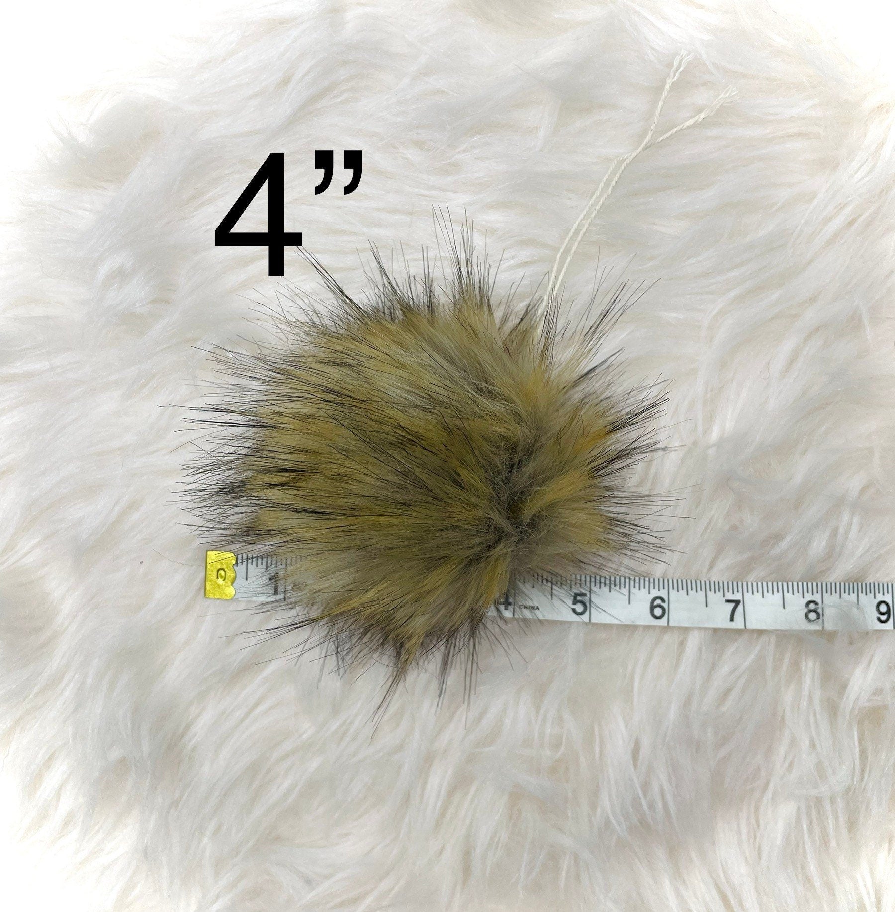 Vintage wolf faux fur pom pom