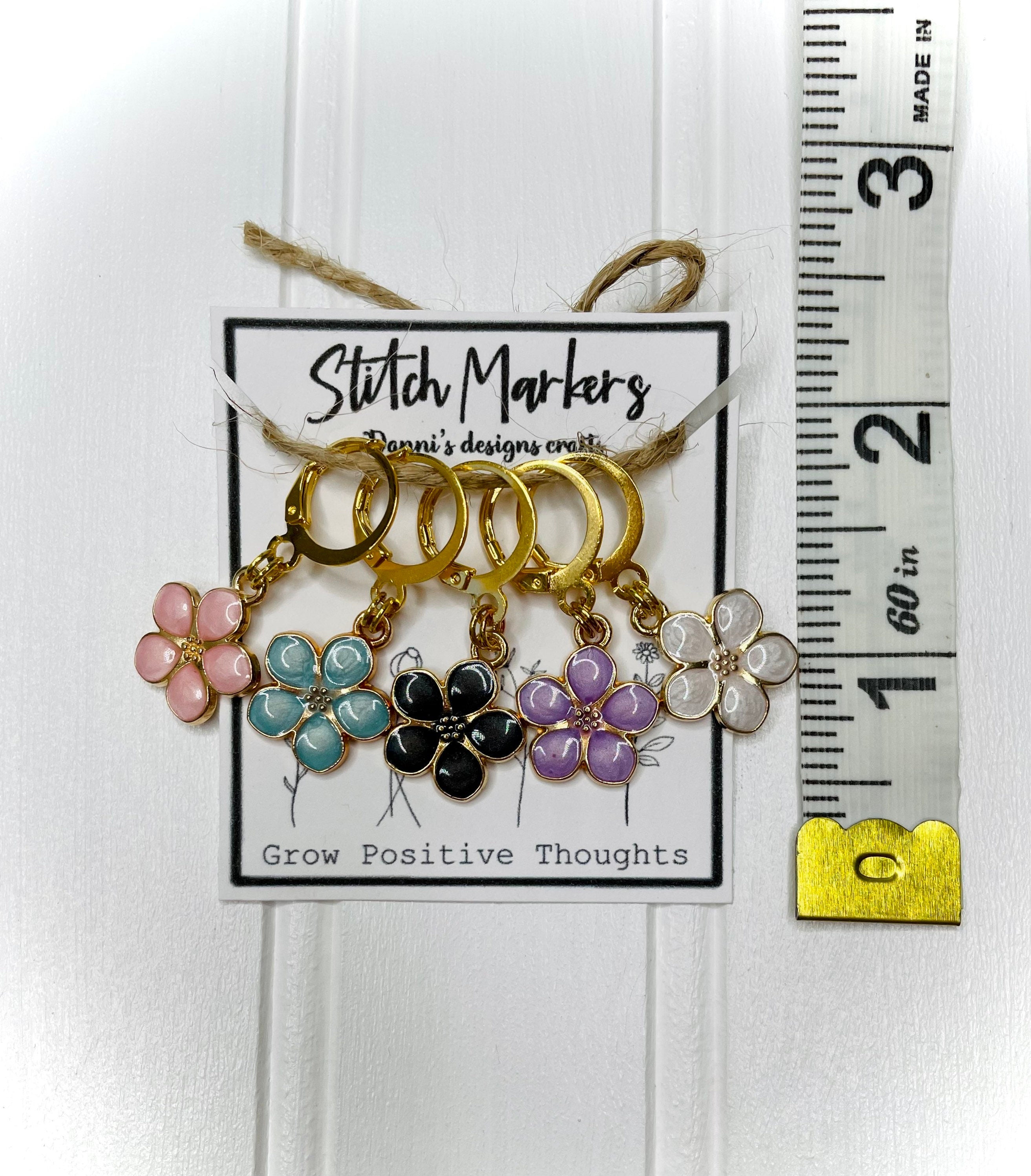 Flower stitch markers