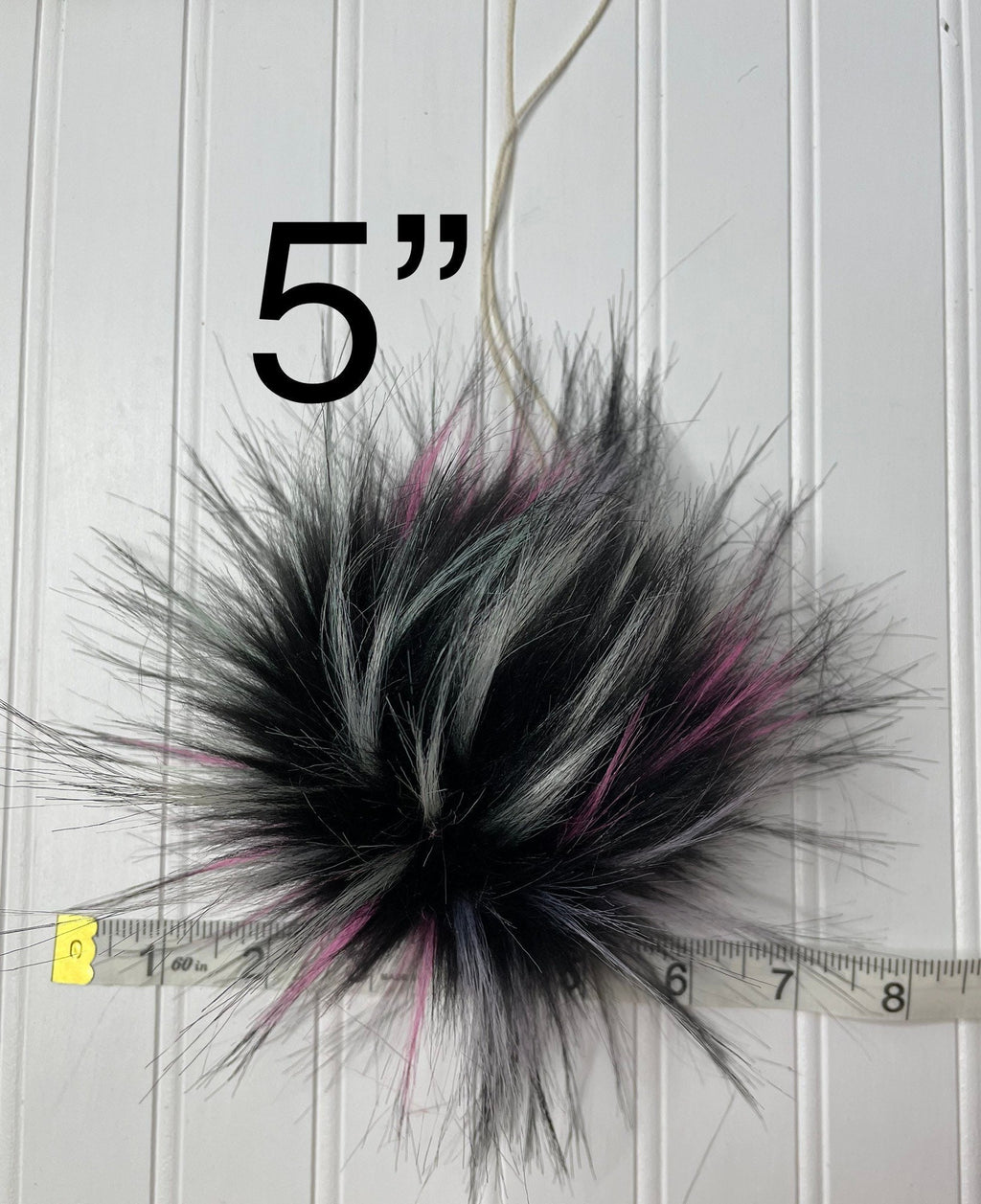 Fireworks 3 Faux fur Pom Pom
