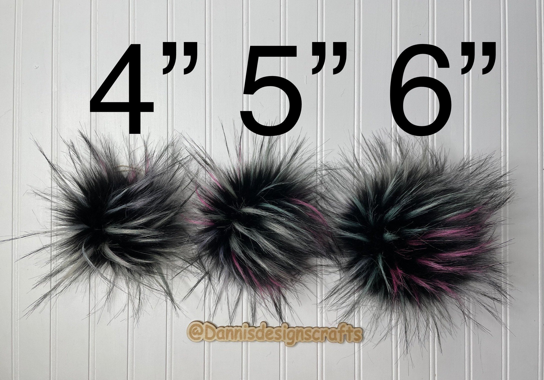 Fireworks 3 Faux fur Pom Pom