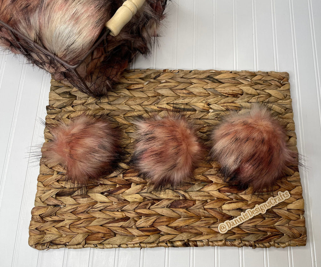 Apollo wolf pink faux fur Pom Pom