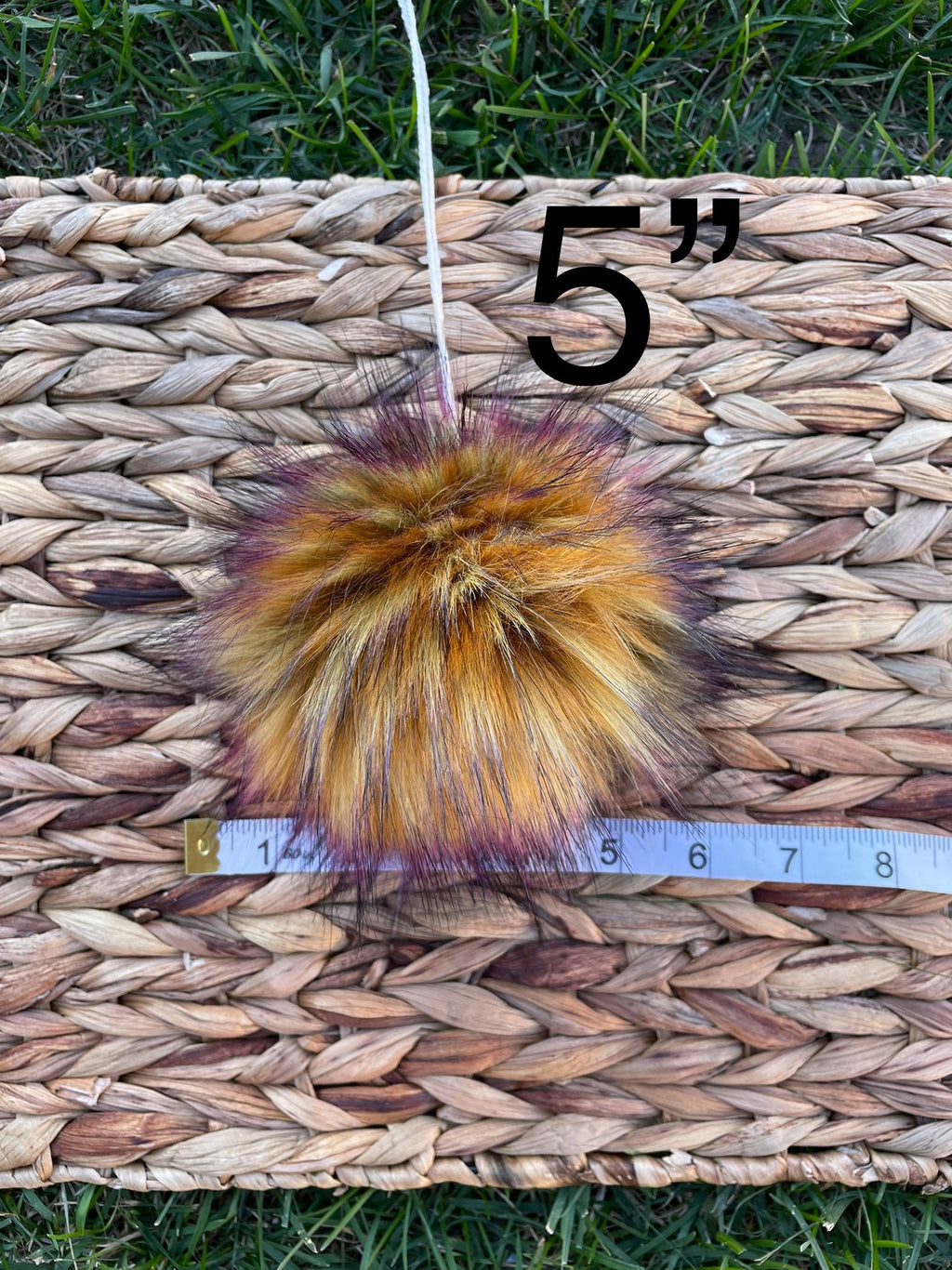 Retro flower lux faux fur pom pom