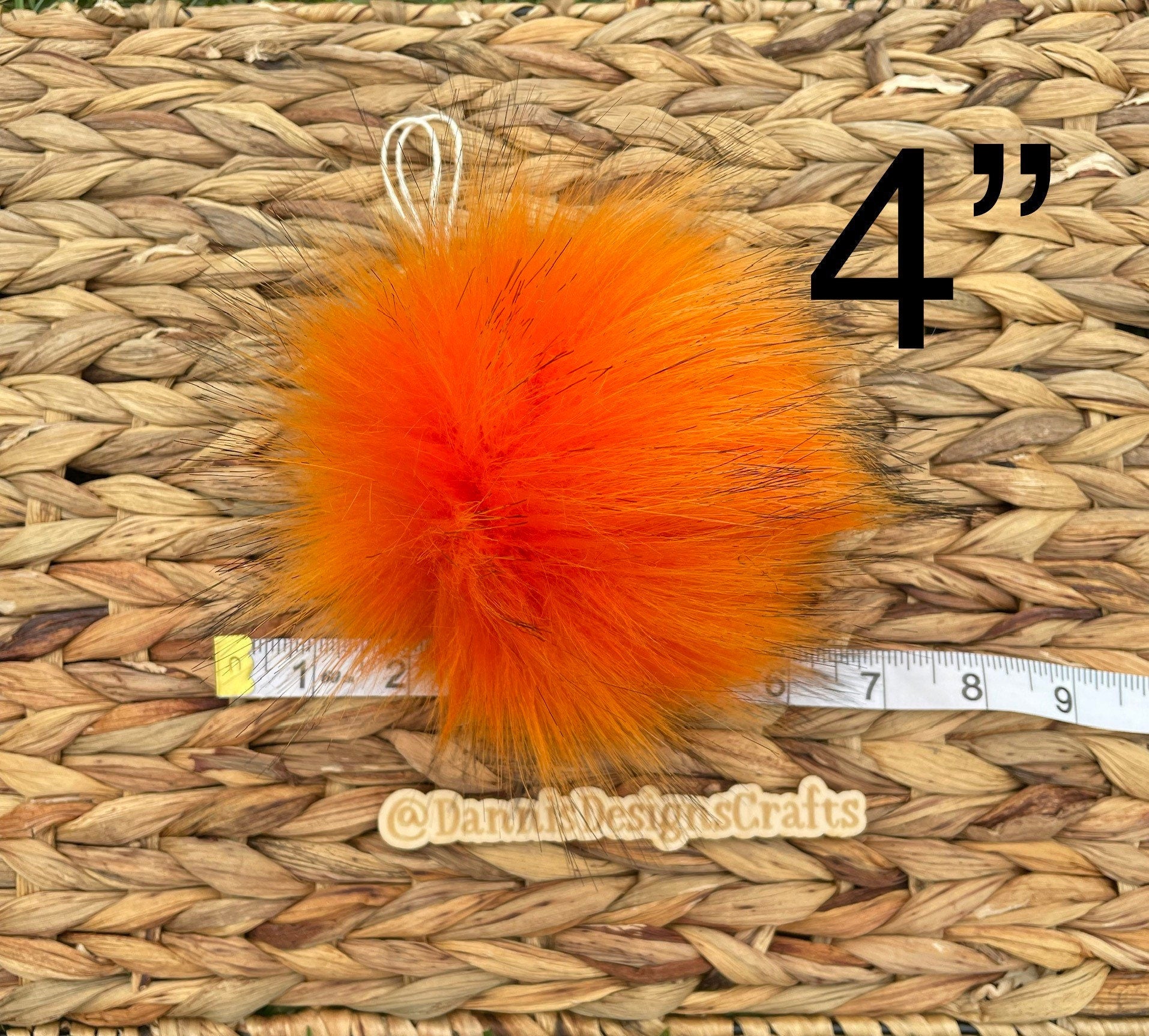 Carrots Luxe faux fur Pom Pom