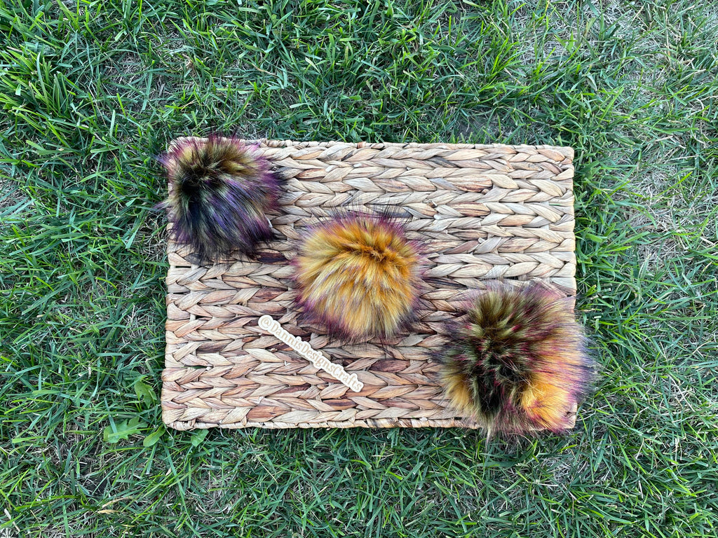 Retro flower lux faux fur pom pom