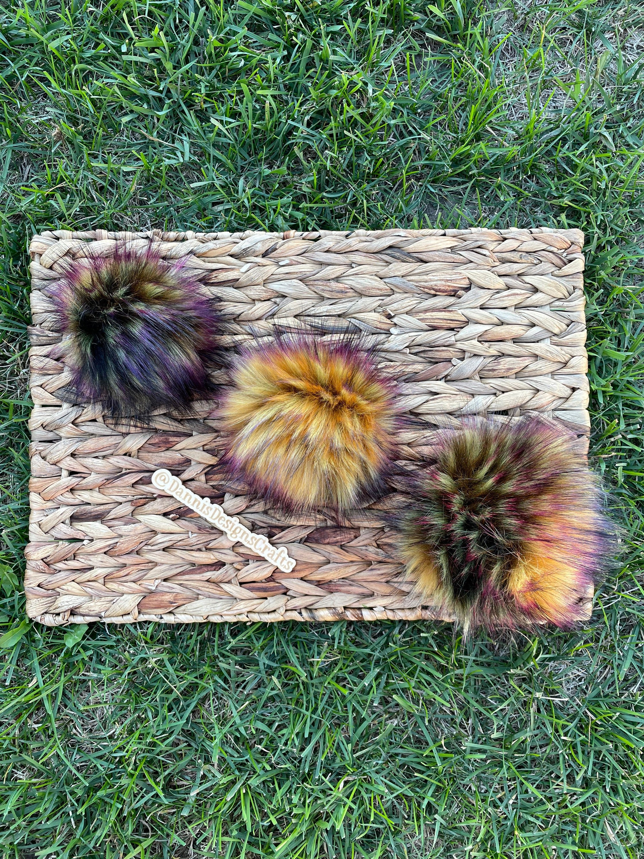 Retro flower lux faux fur pom pom