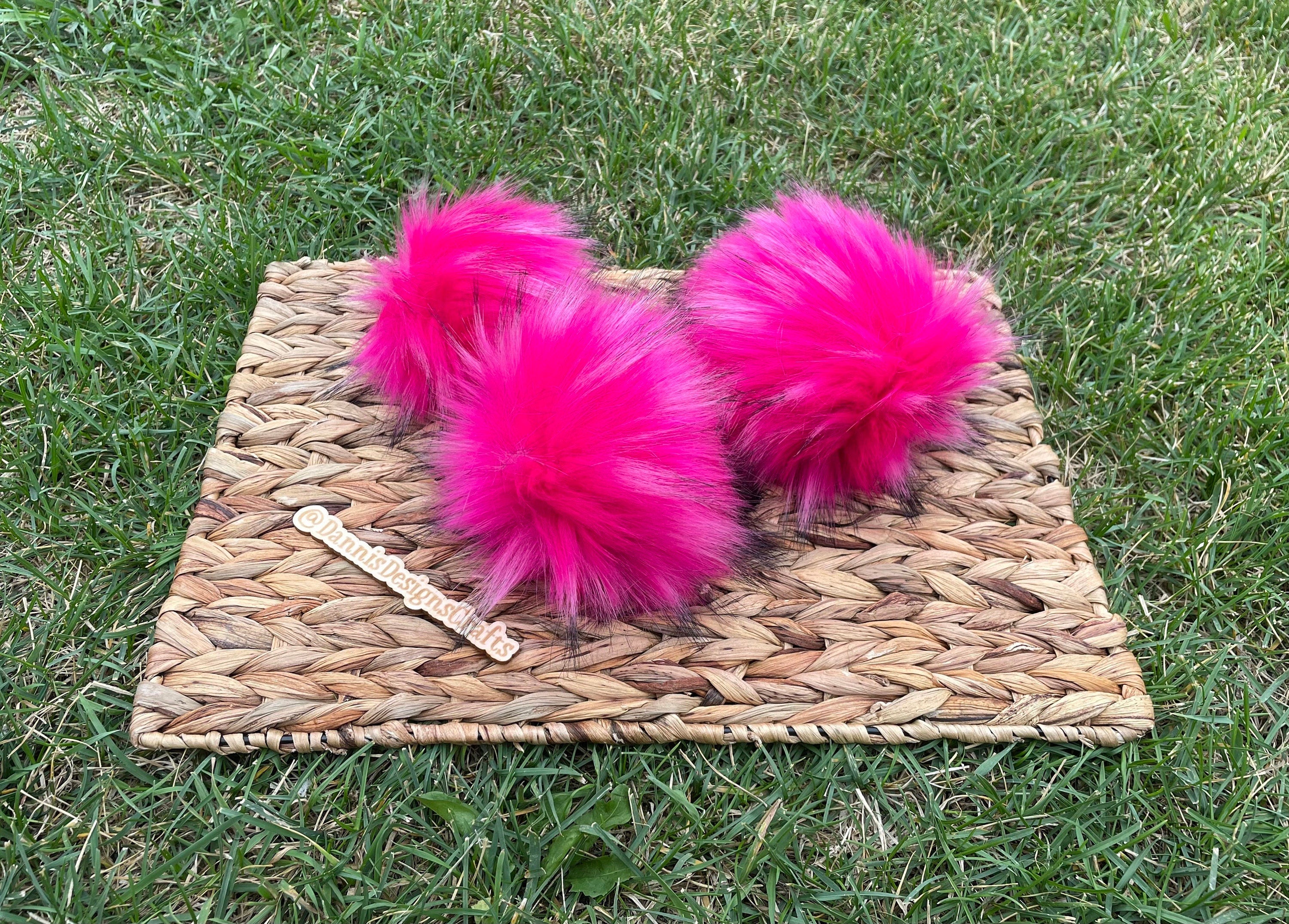 Calla lily Luxe faux fur Pom Poms