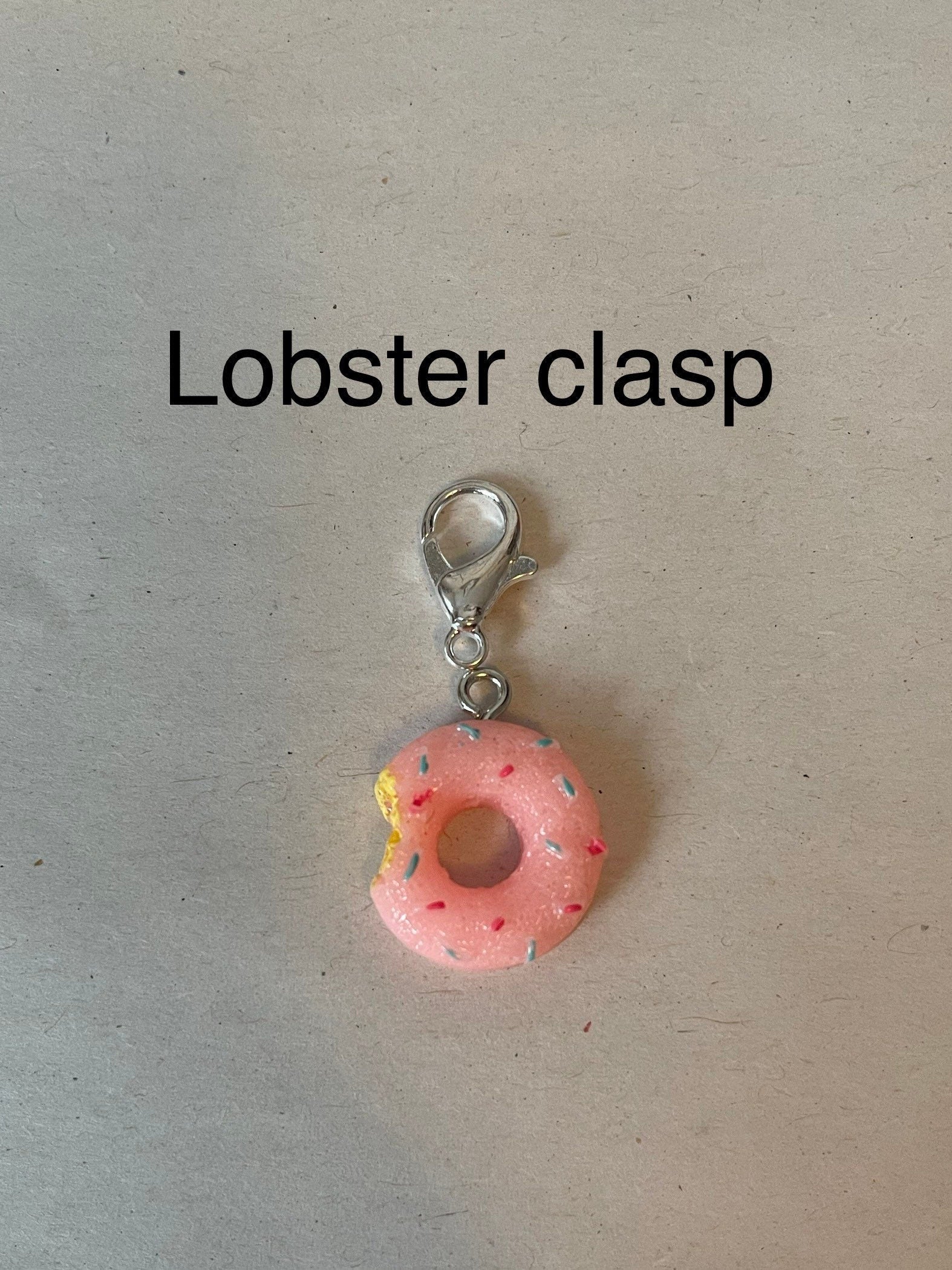 Donut stitch markers