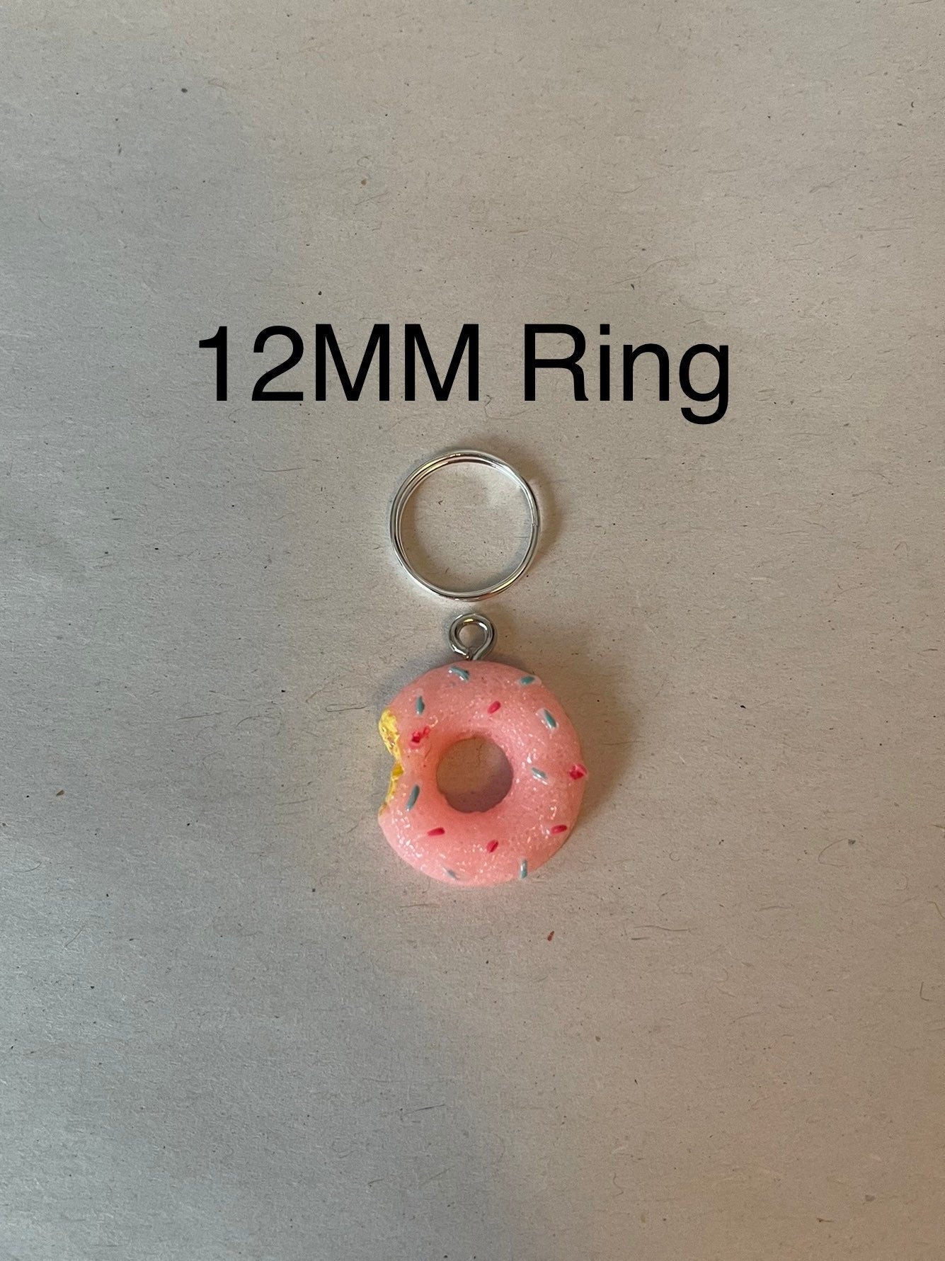 Donut stitch markers