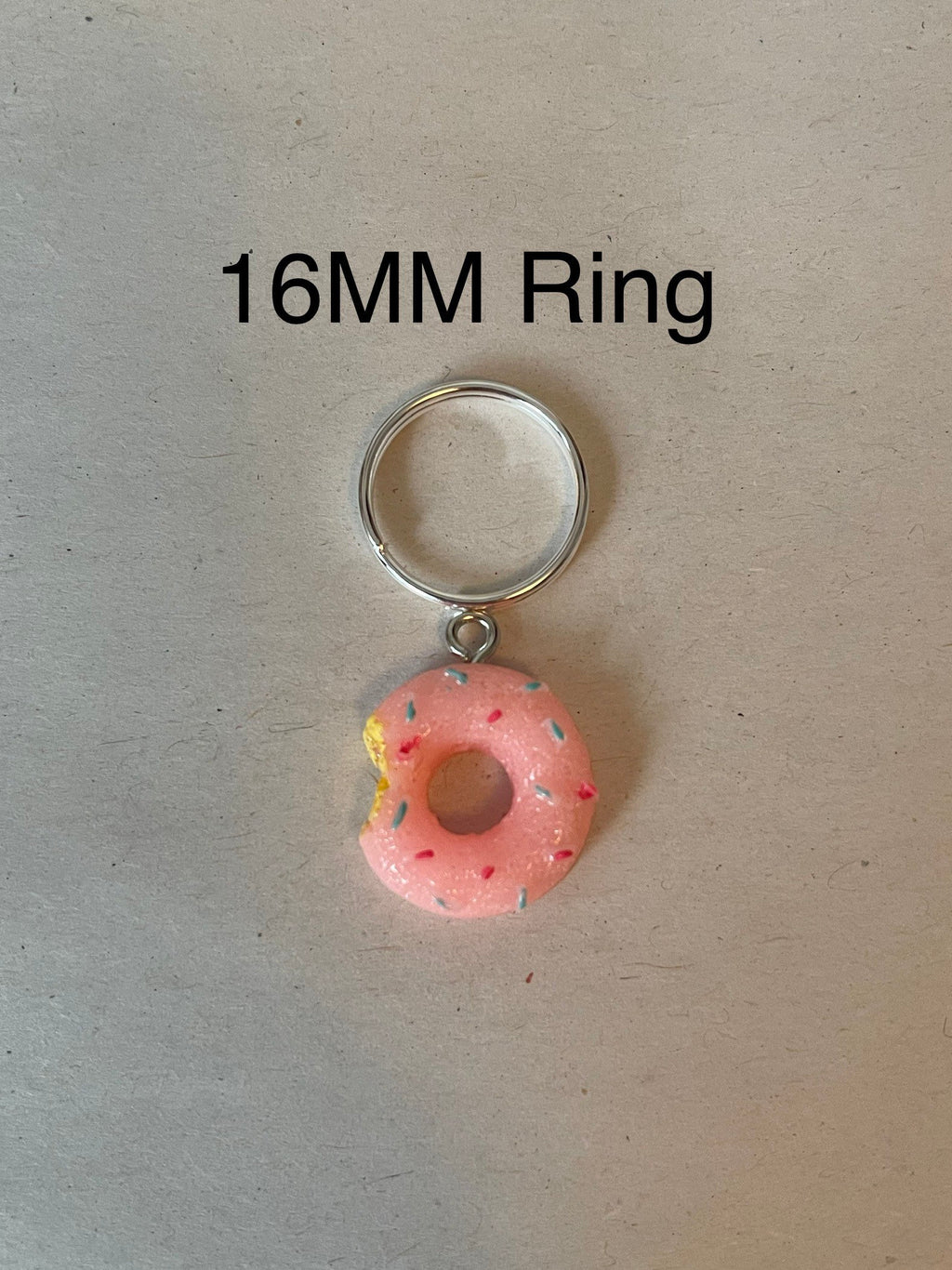 Donut stitch markers