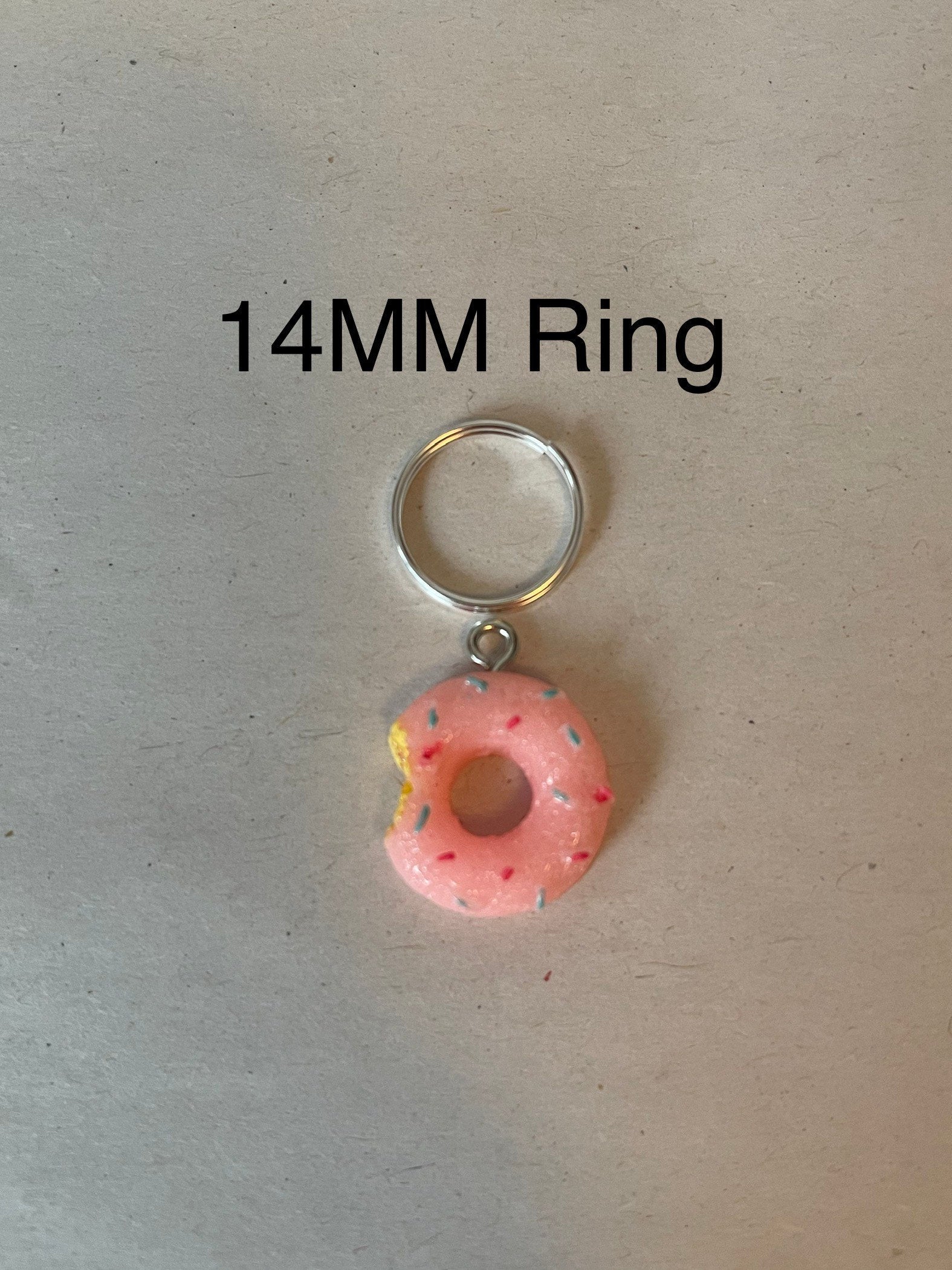 Donut stitch markers