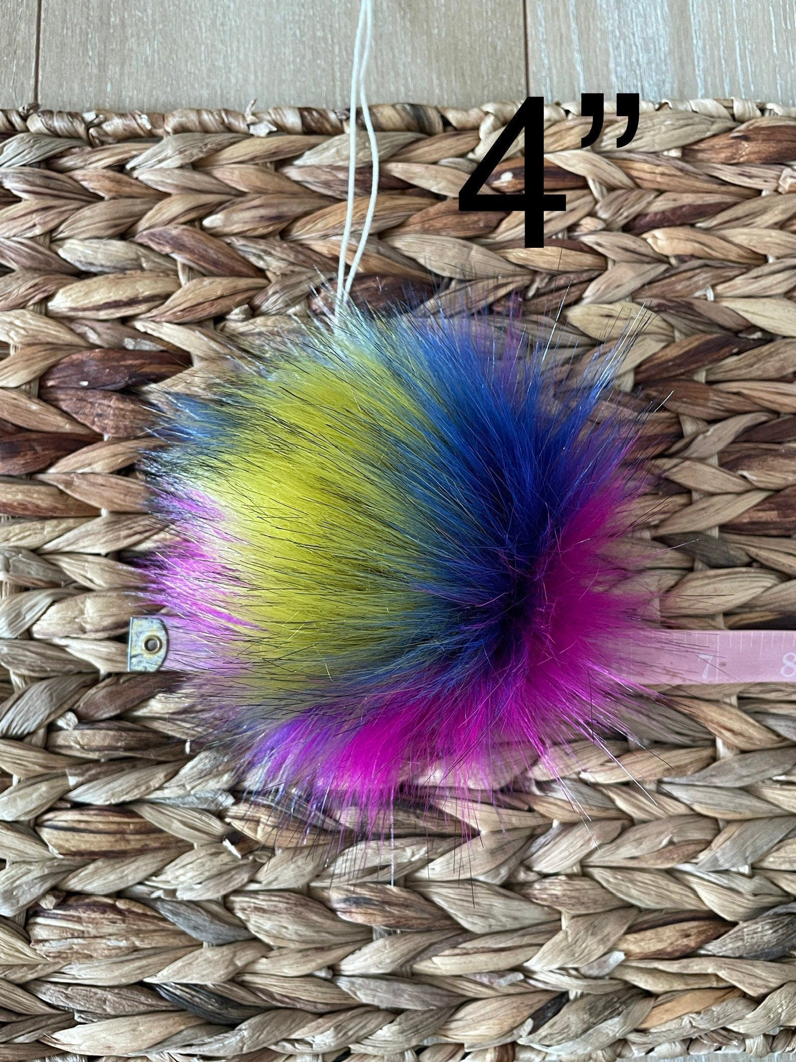 Troll Luxe faux fur Pom Poms