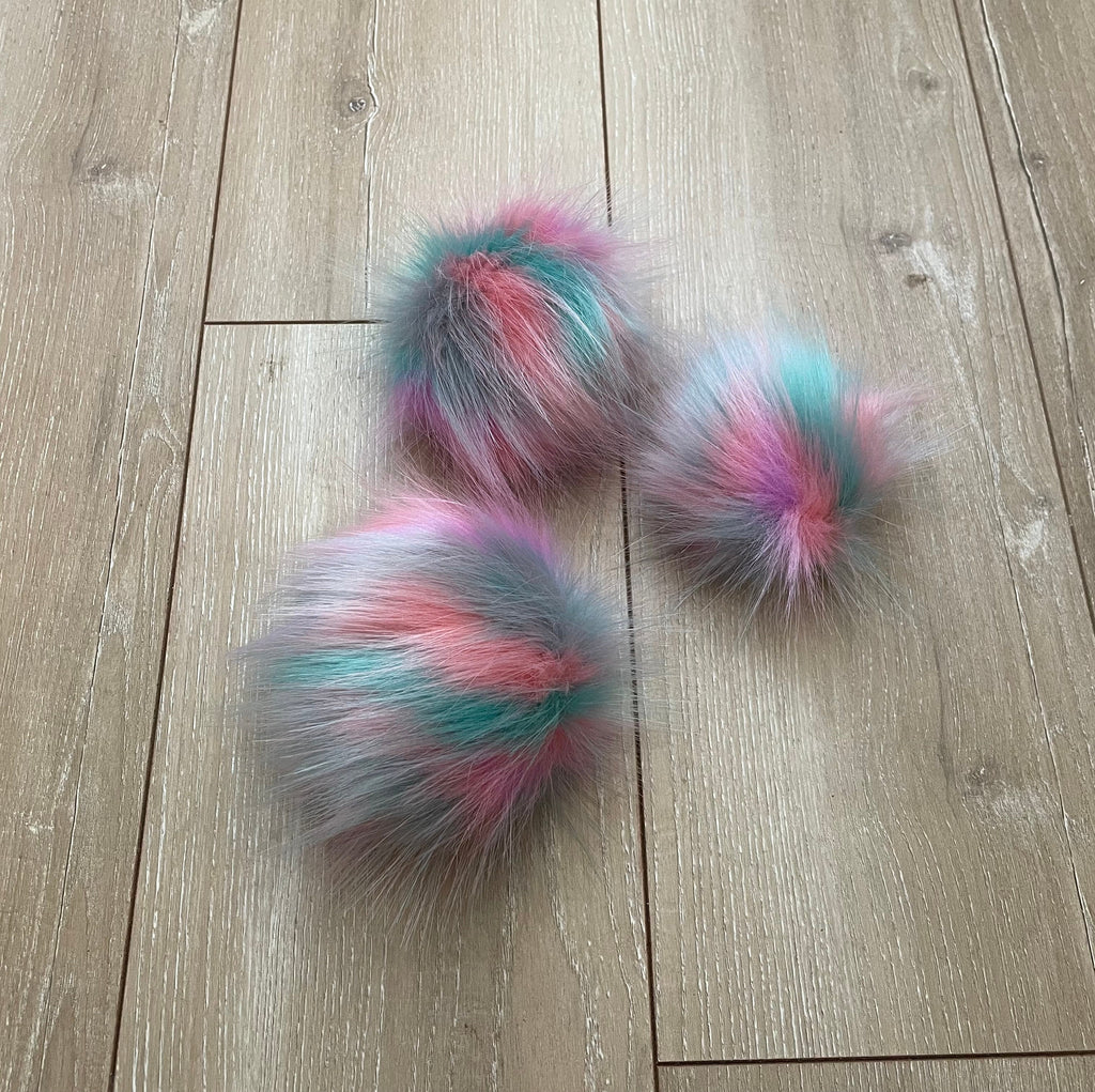 Cotton candy fizz Pom Pom
