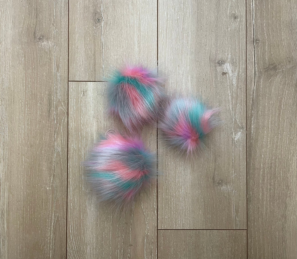 Cotton candy fizz Pom Pom