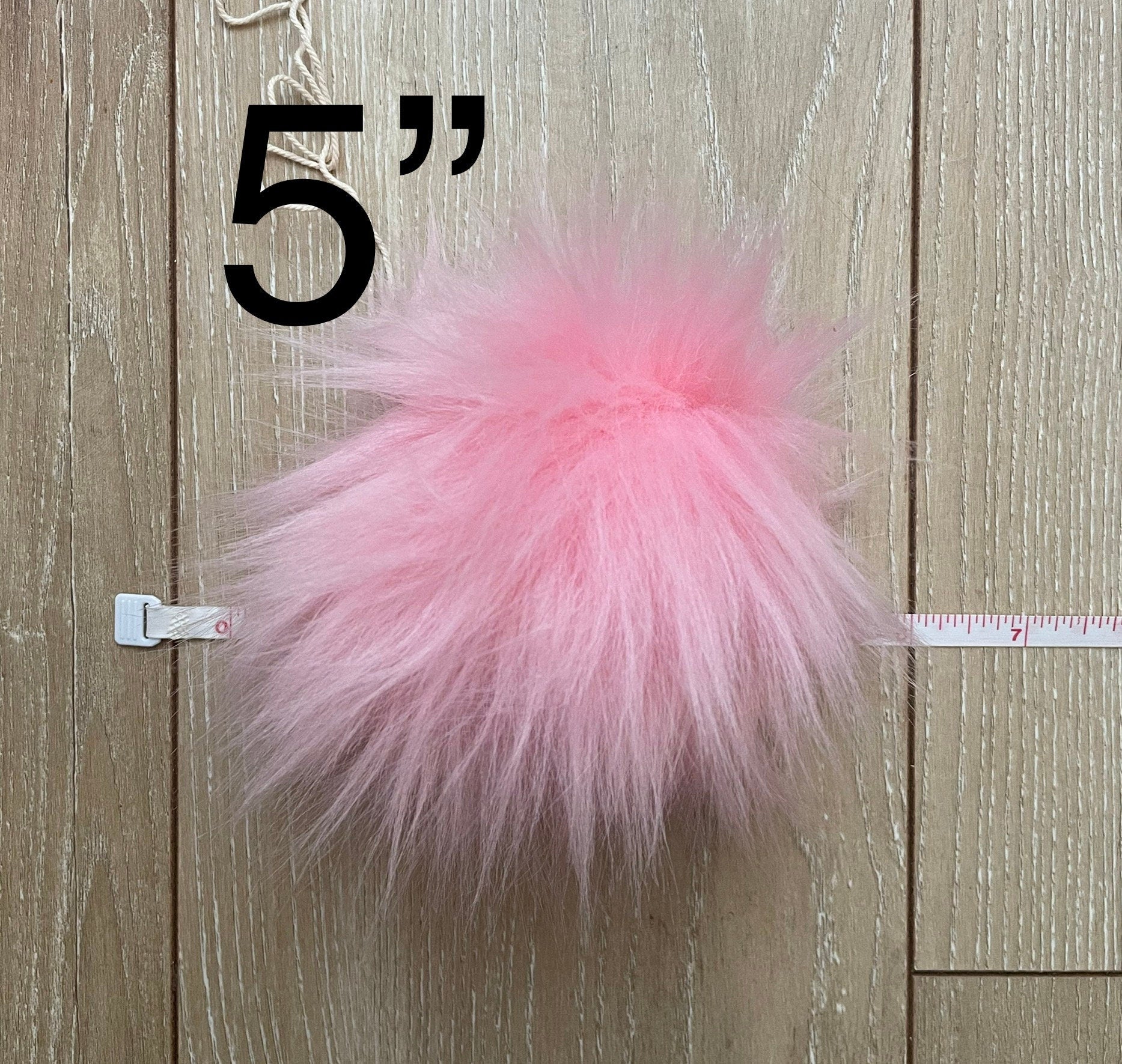 Bubblegum Pom Pom faux fur