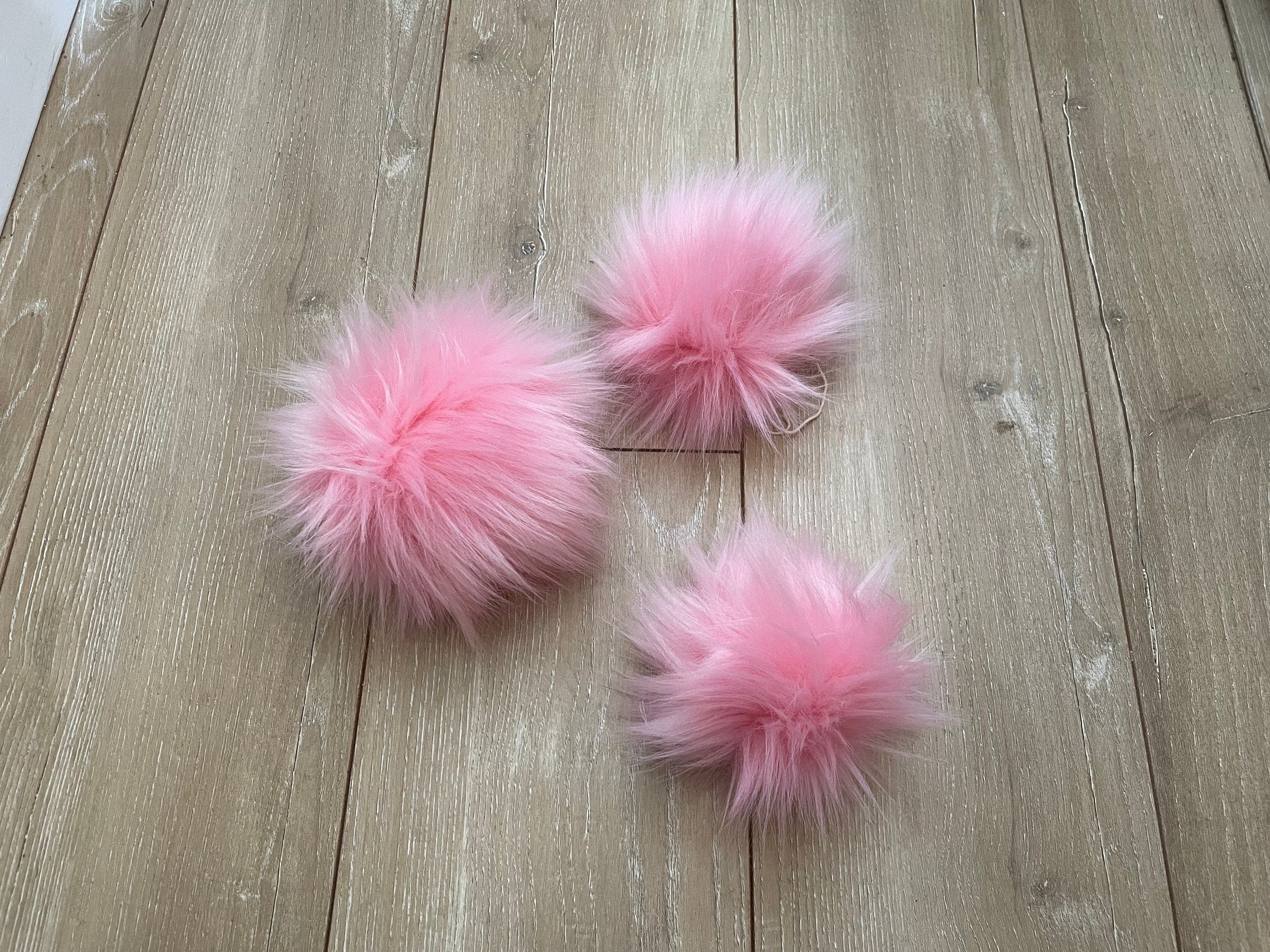 Bubblegum Pom Pom faux fur