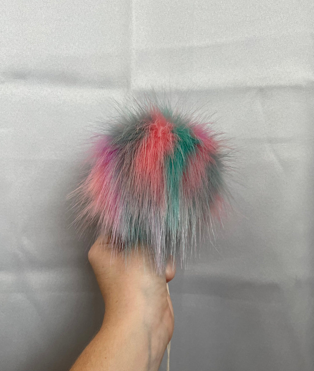 Cotton candy fizz Pom Pom