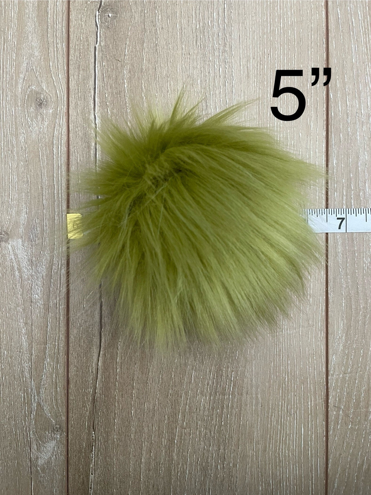 Olive faux fur Pom Pom