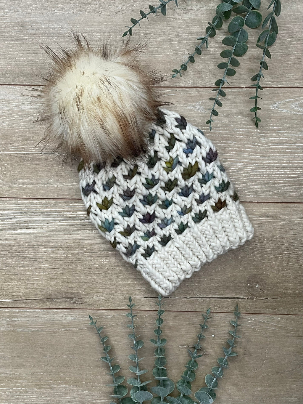 Lotus flower knit beanie size small