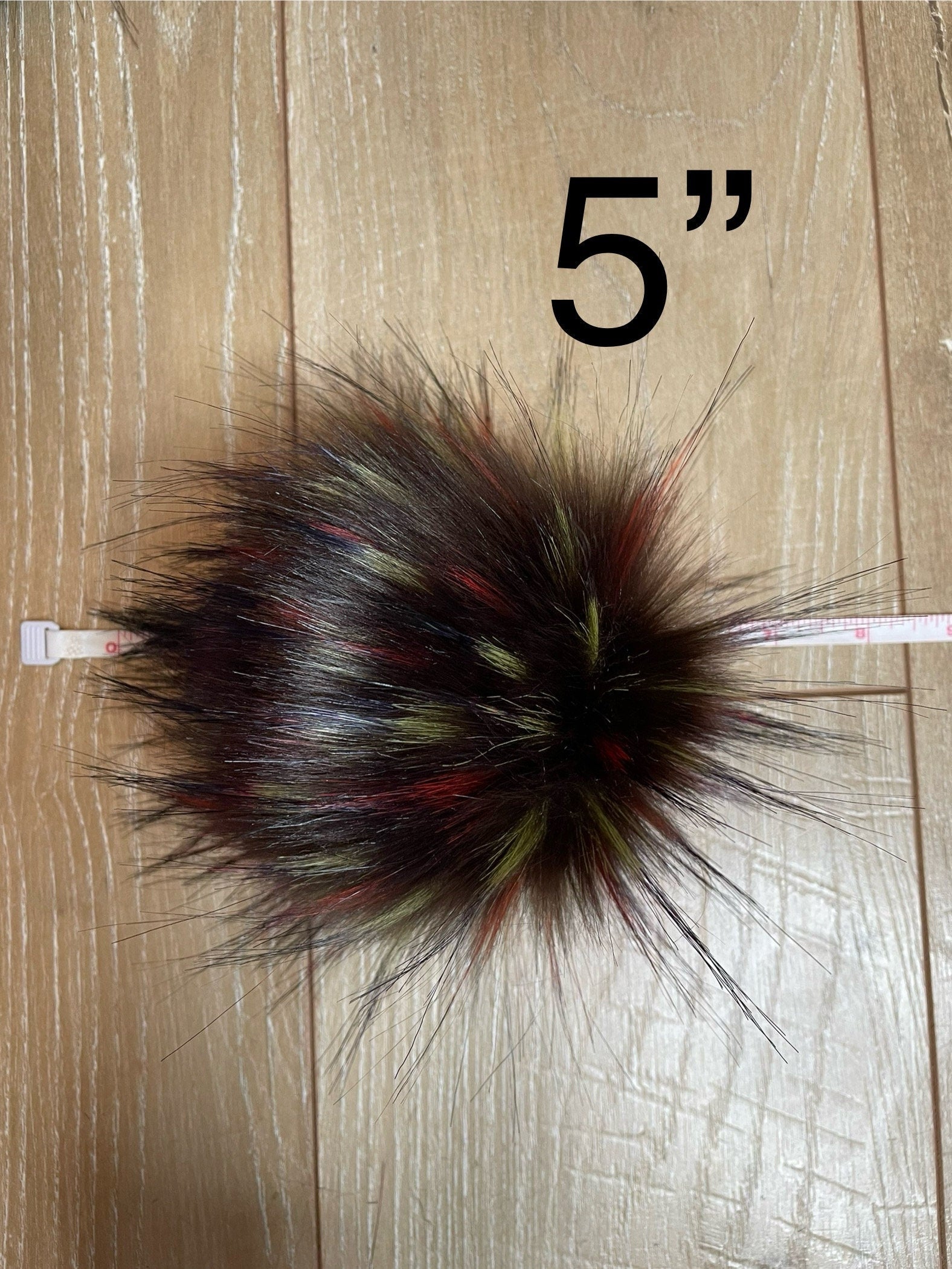 Cranberries faux fur Pom Pom