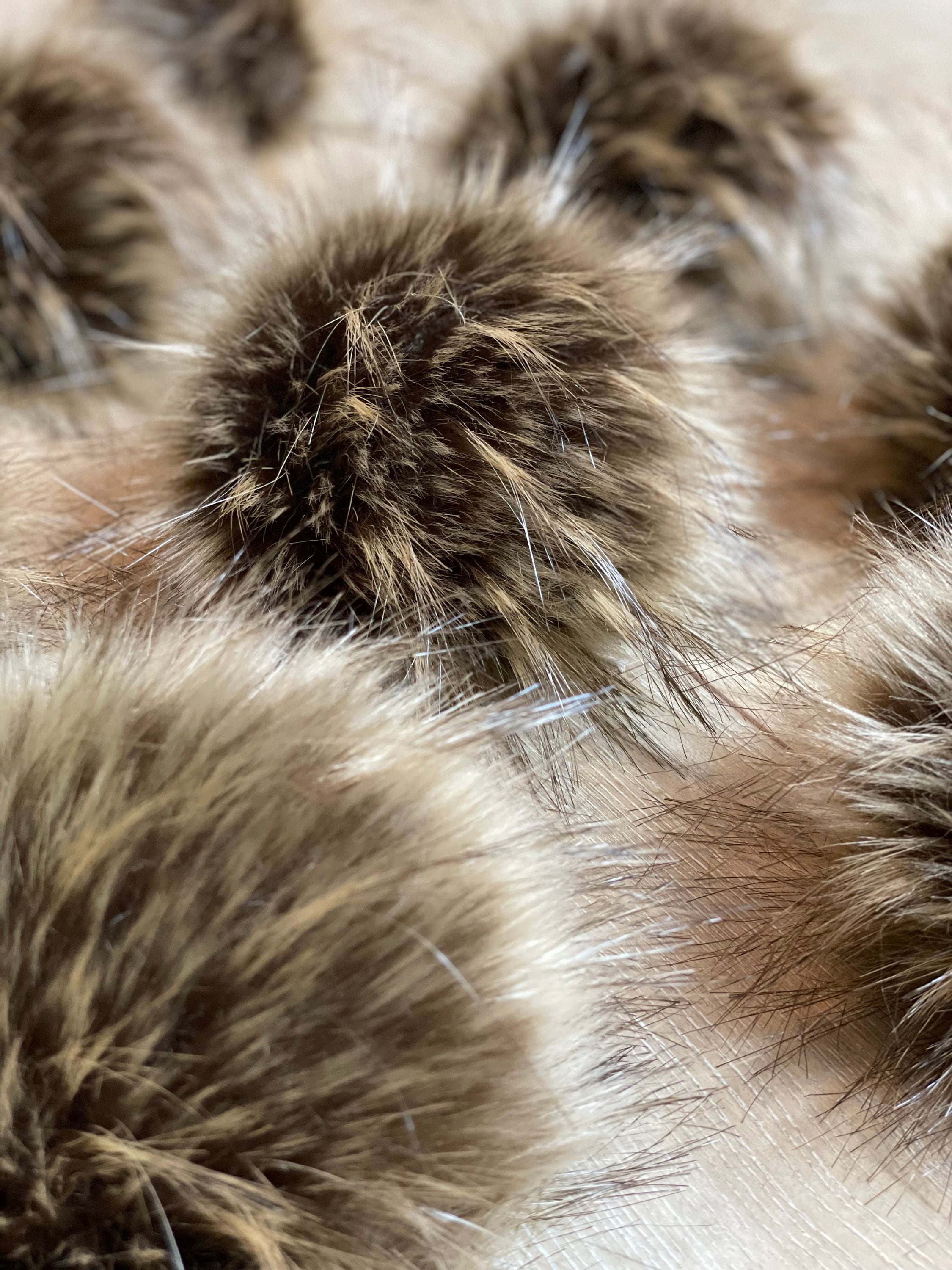 Tabby cat faux fur Pom