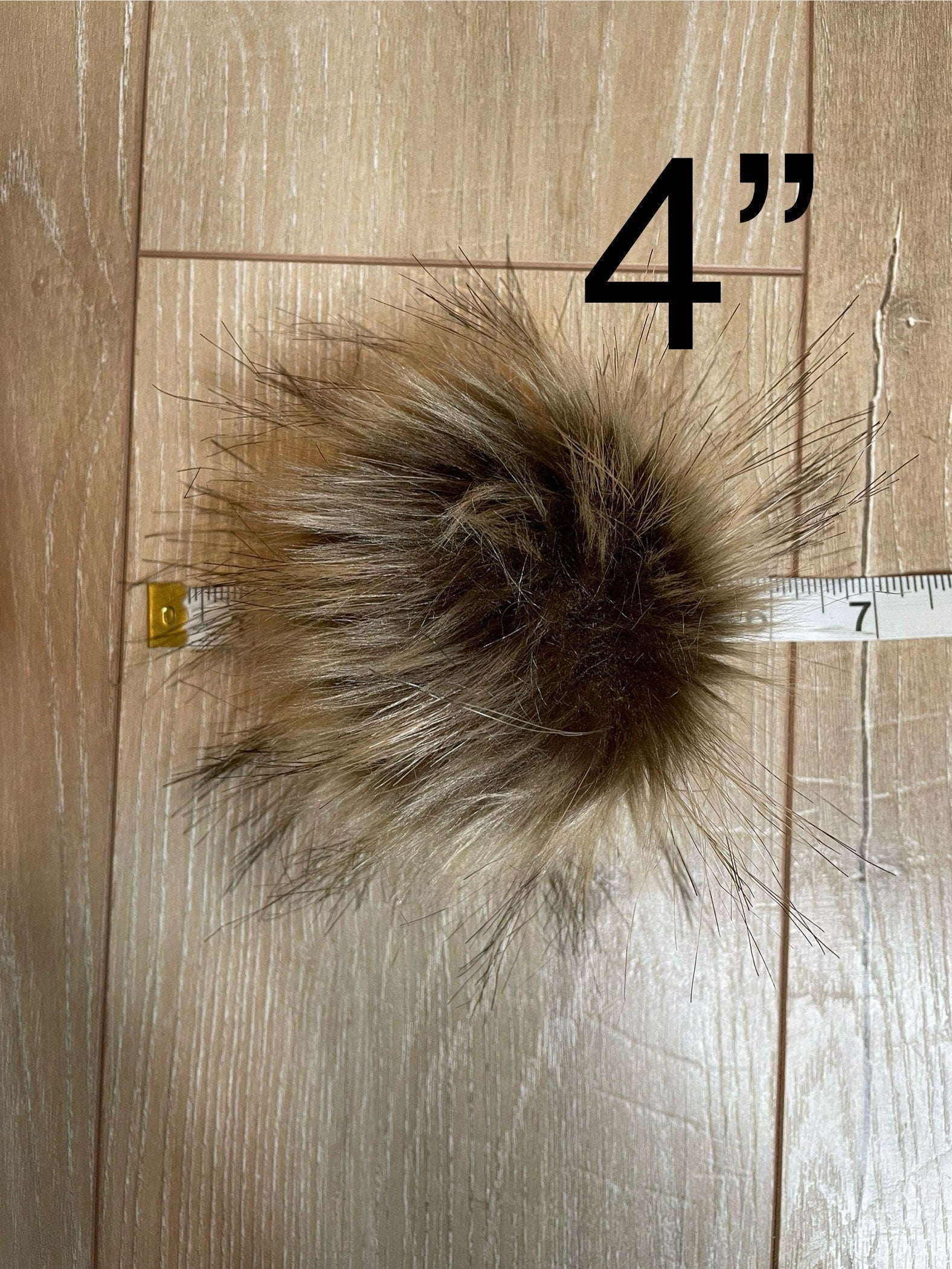 Tabby cat faux fur Pom