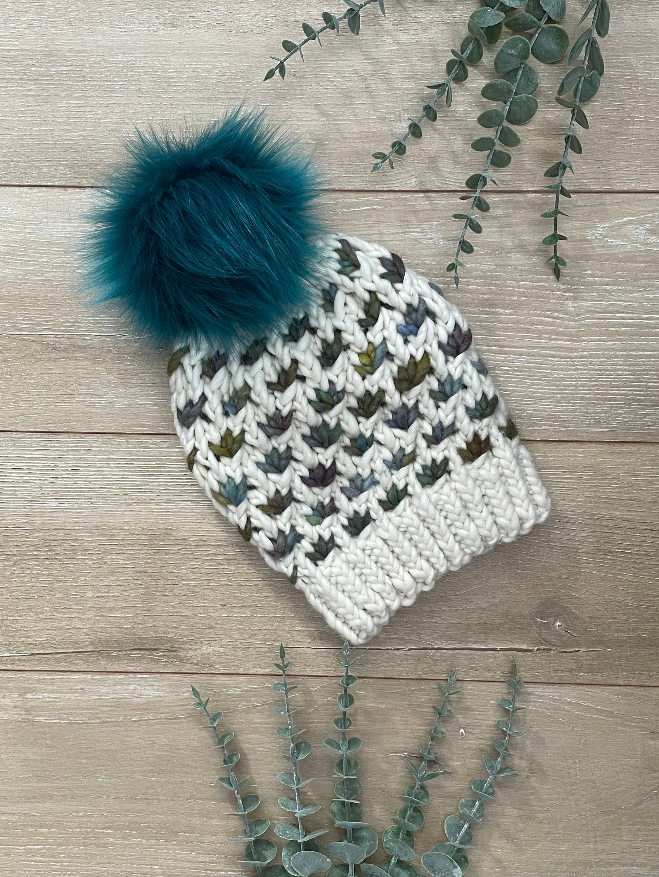 Lotus flower knit beanie size small