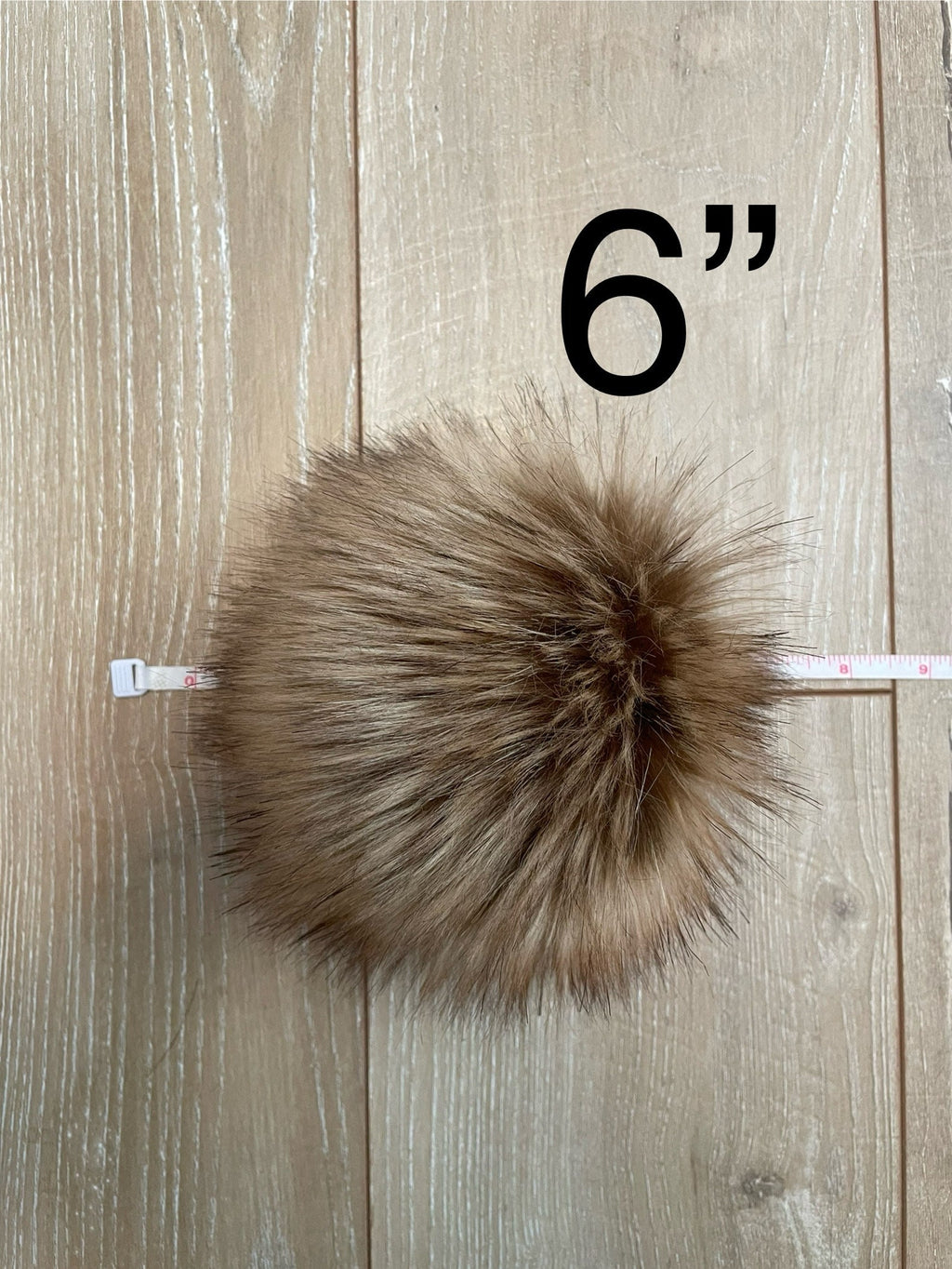 Highland Pom faux fur Pom Pom