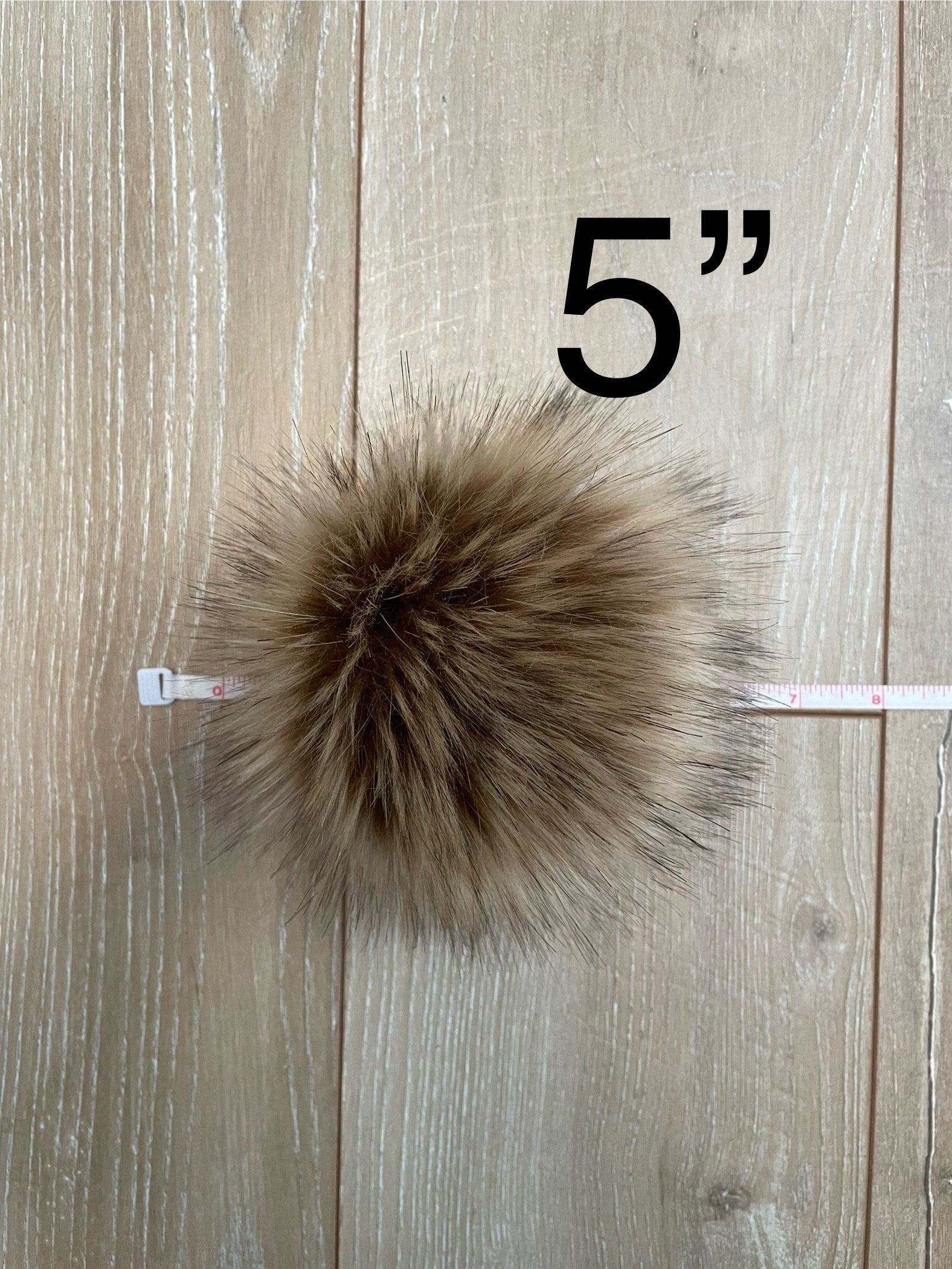 Highland Pom faux fur Pom Pom