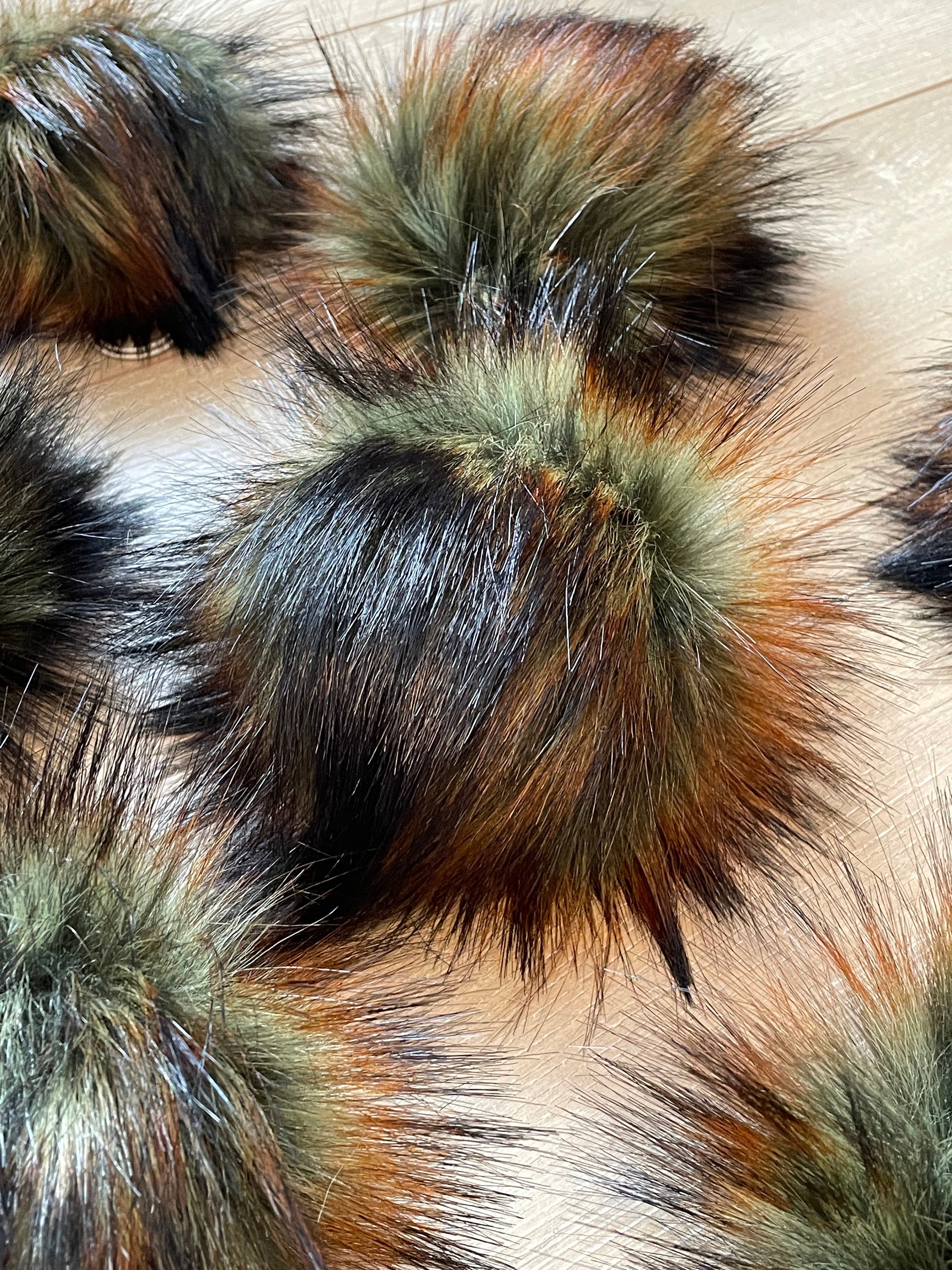 Weeping willow luxe Pom