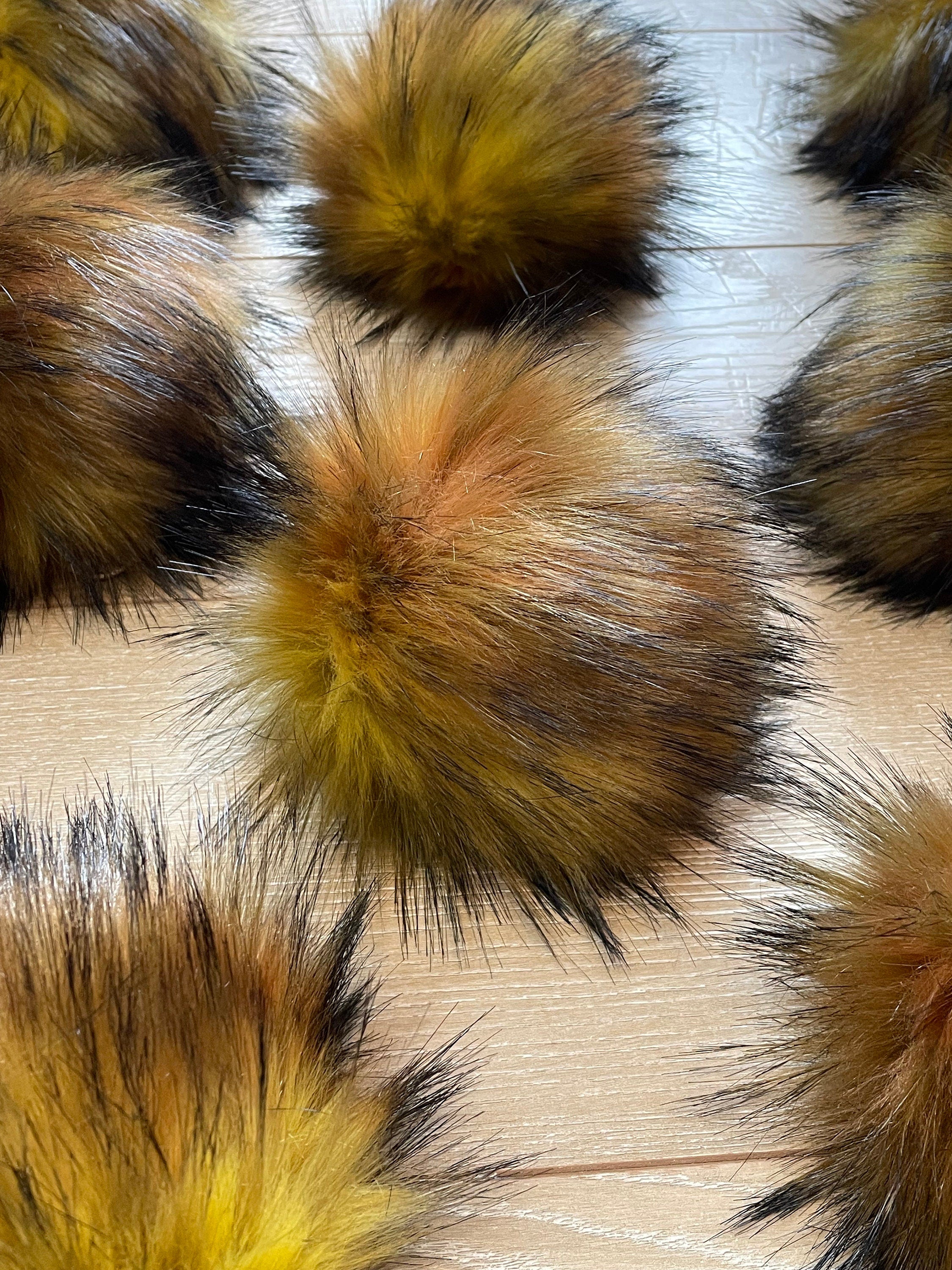 Autumn leaves luxe Pom